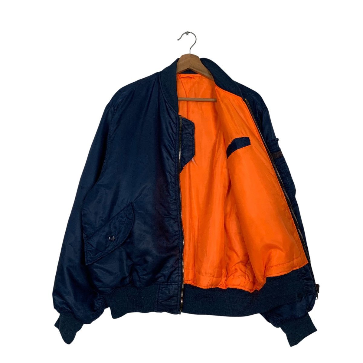 Vintage Vintage 90's Blue Bomber Jacket #2508-C113 Size US L / EU 52-54 / 3 - 9 Thumbnail