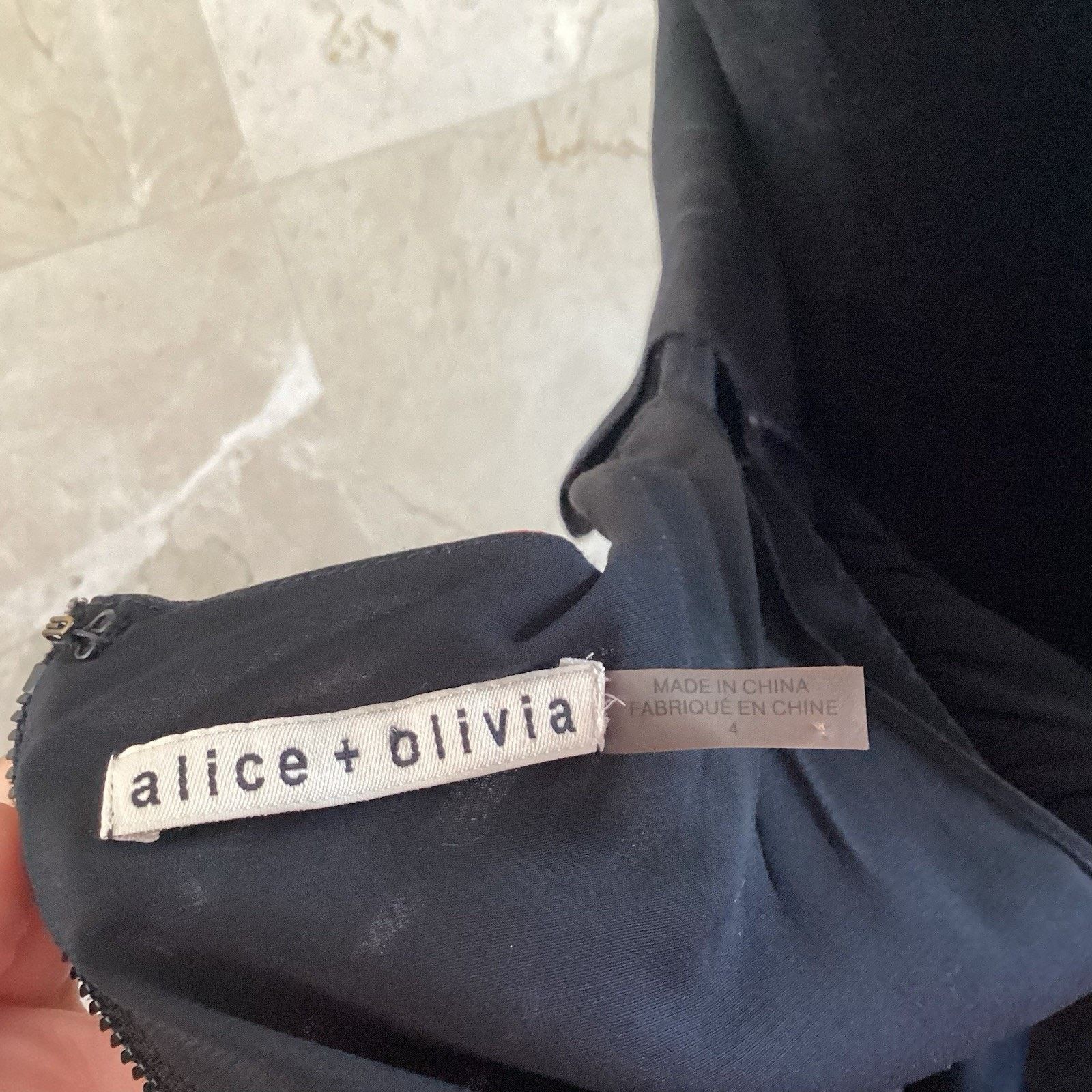 Alice + Olivia Alice + Olivia Cay Alder Floral Mini Dress Size 4 Black Fall Size S / US 4 / IT 40 - 4 Thumbnail