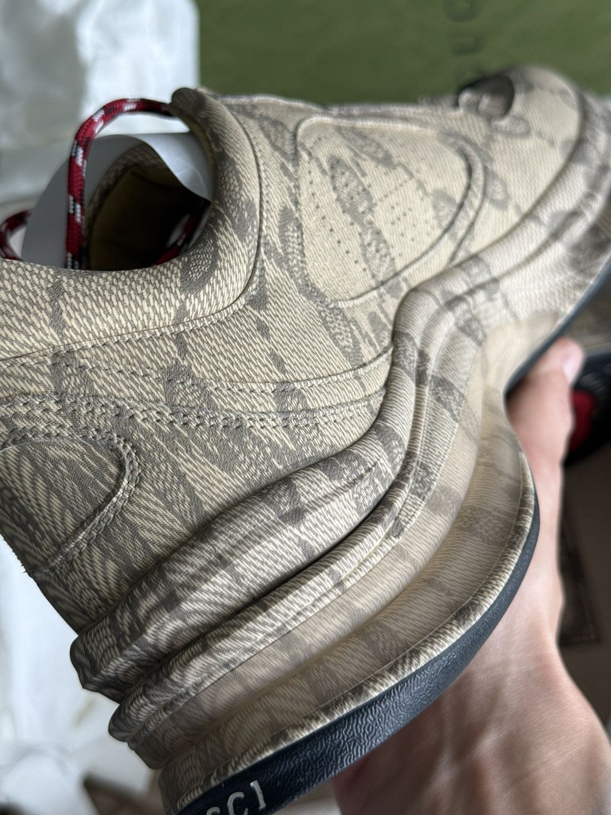 Gucci Gucci Run Sneaker Beige Ebony Monogram Size 9 US Size US 9 / EU 42 - 8 Thumbnail