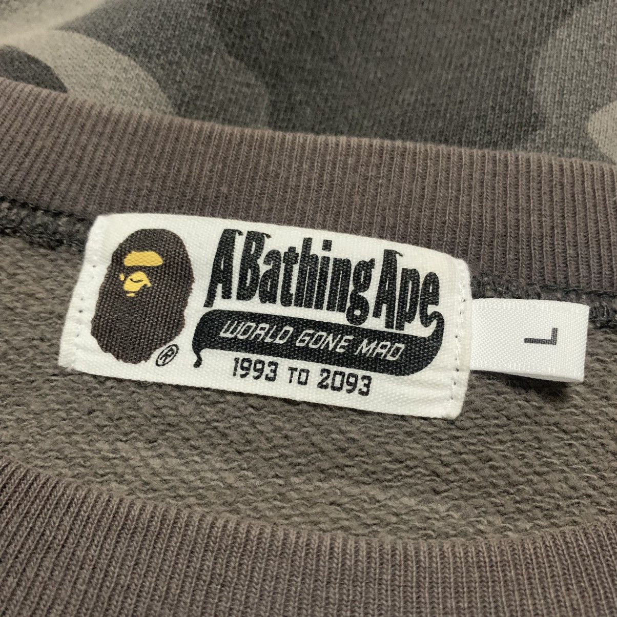 Bape Bape Large Grey Camo Oversized Sweatshirt Distressed Bathing Size US L / EU 52-54 / 3 - 8 Thumbnail