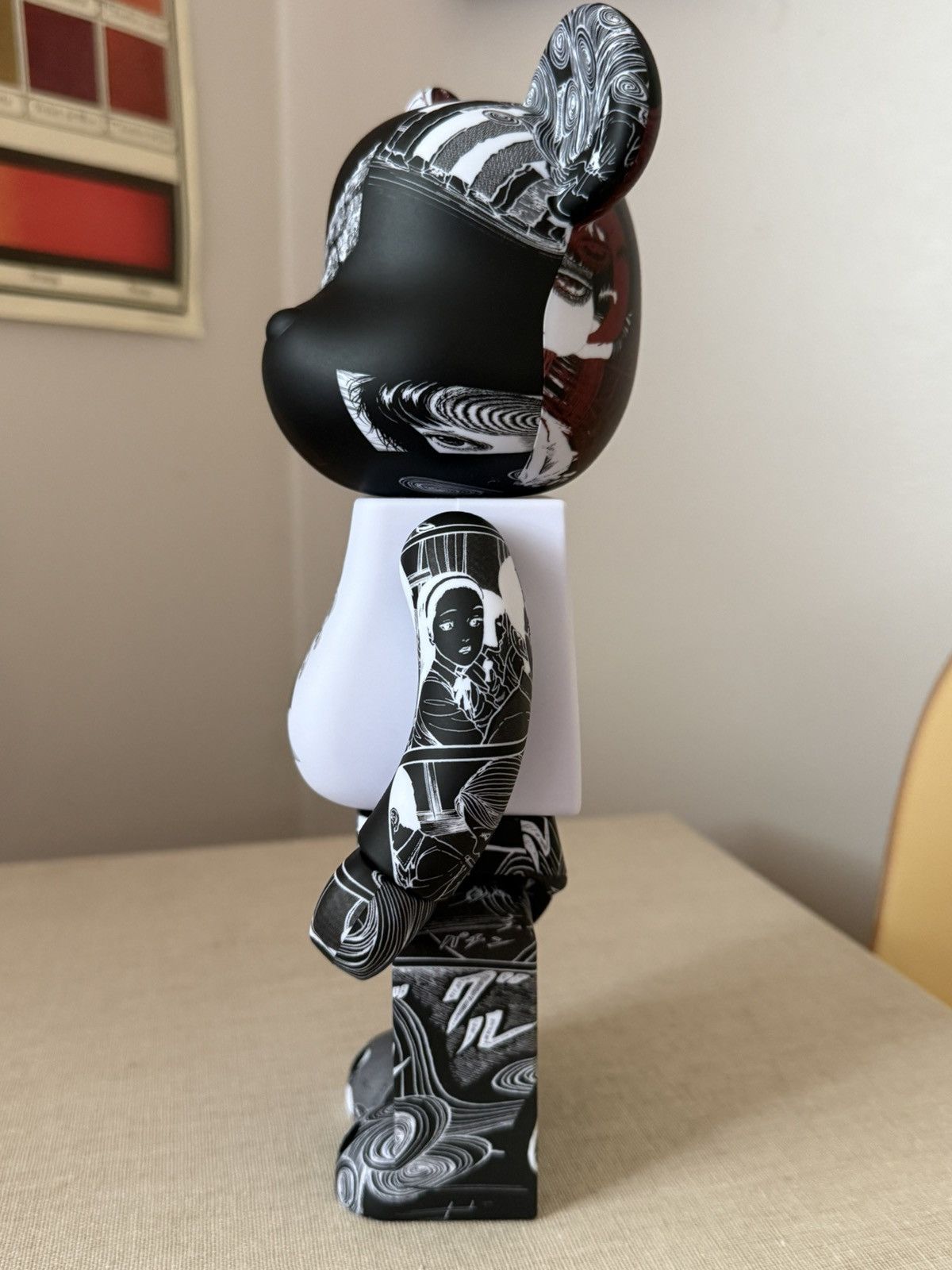 Other Bearbrick x S'YTE x Junji Ito Uzumaki 1000% Size ONE SIZE - 4 Thumbnail