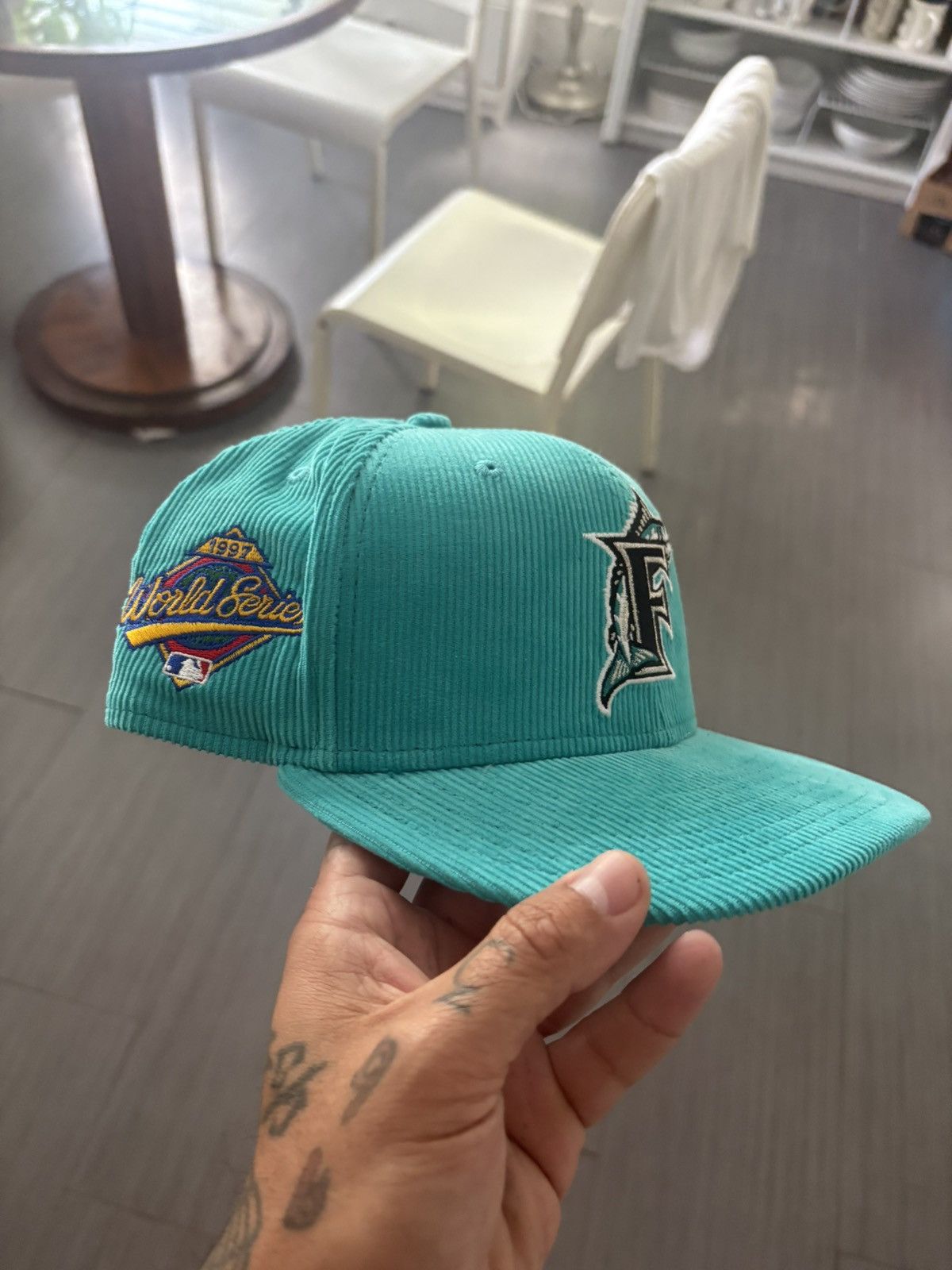 New Era New era fitted Marlins 7 1/8 corduroy hat Size ONE SIZE - 2 Thumbnail