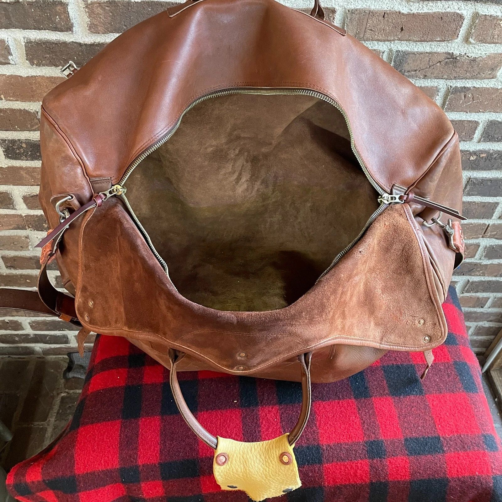 Other RARE VINTAGE 1970s GOKEY CUSTOM LEATHER XL DUFFEL BAG R$4898 Size ONE SIZE - 7 Thumbnail