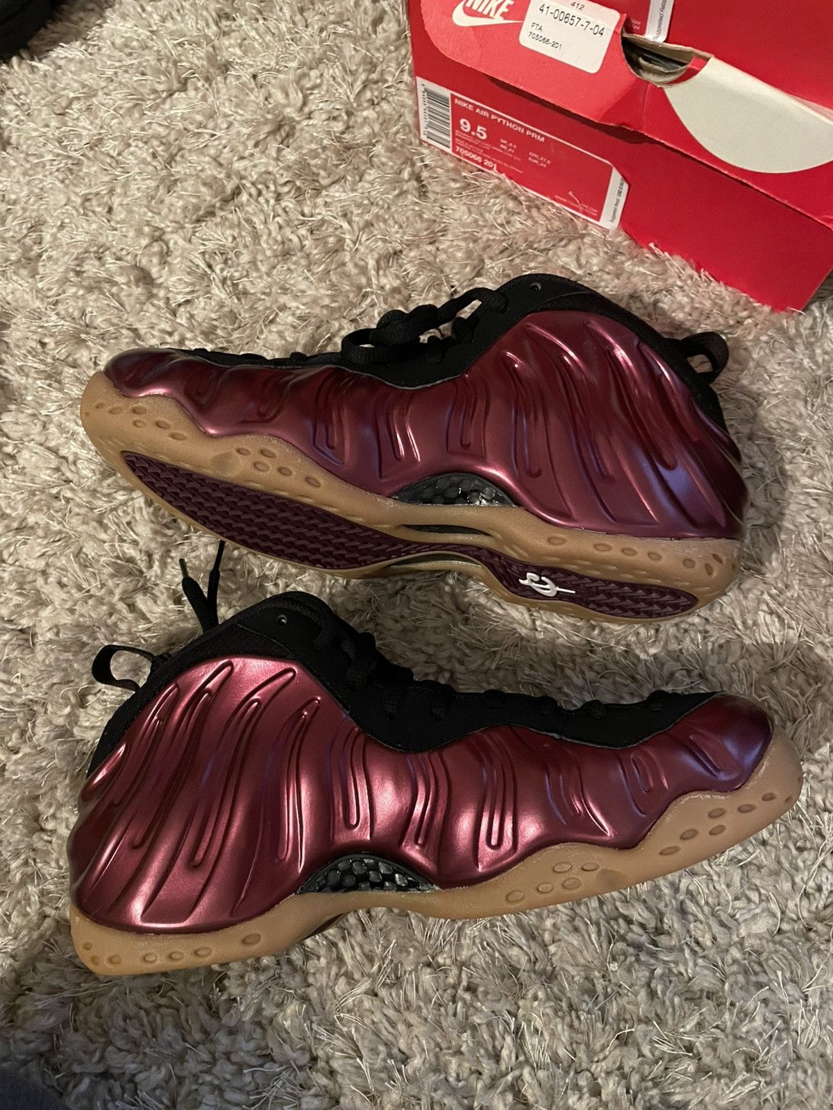 Nike Nike Air Foamposite One Night Maroon Size US 9.5 / EU 42-43 - 3 Thumbnail