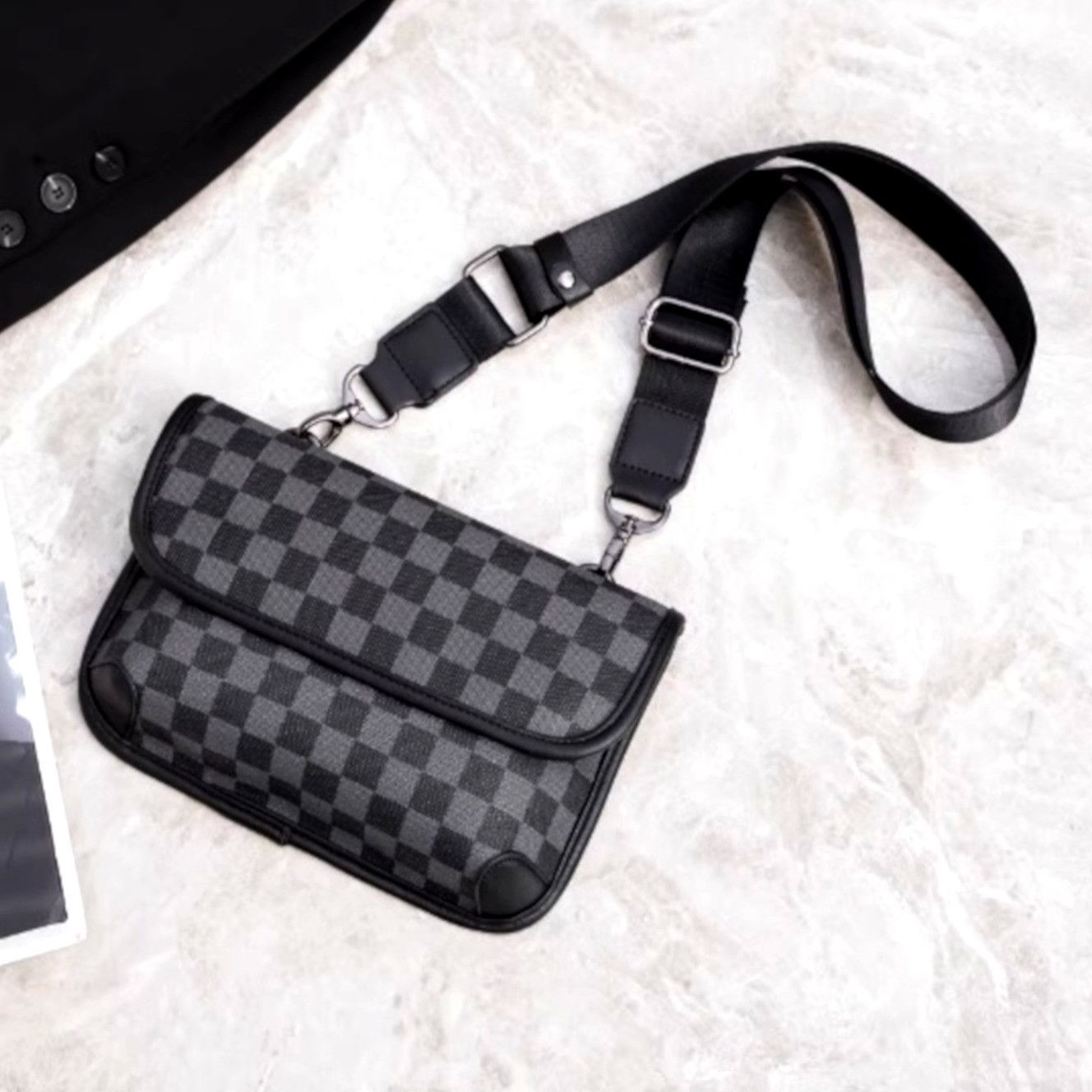 Designer × Japanese Brand Vintage Hippie Futuristic Check Shoulder Bag Rave Unique Size ONE SIZE - 5 Thumbnail