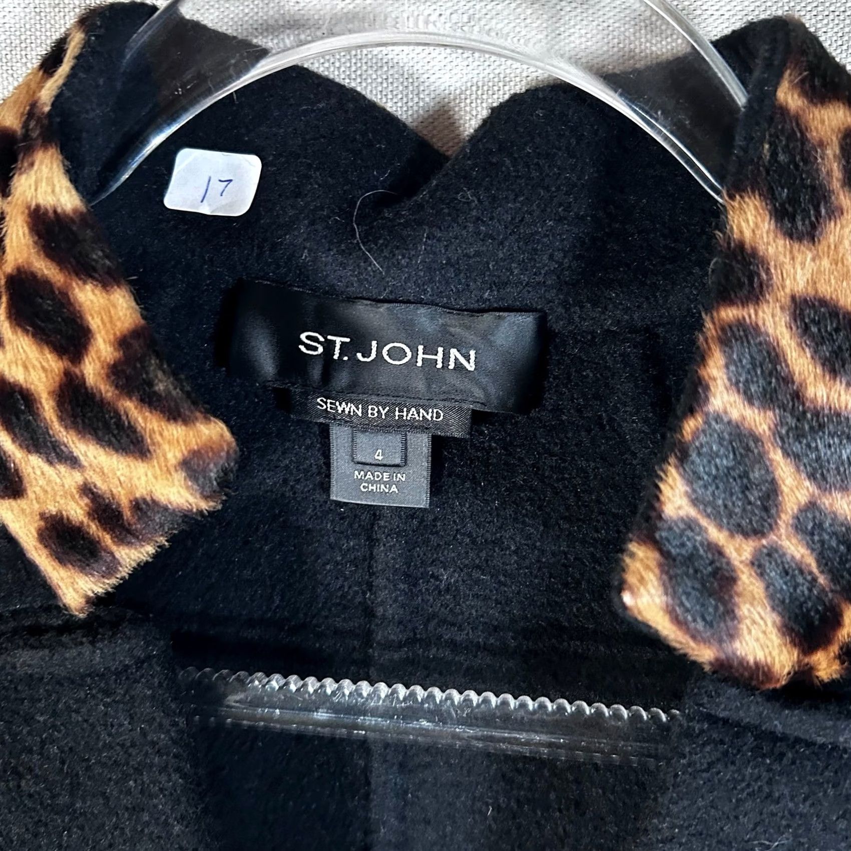 St. John St. John Coat Black Wool Blend Leopard Print Fur Collar Button Mid-Length Womens Size 4 Ensemble Size S / US 4 / IT 40 - 2 Thumbnail