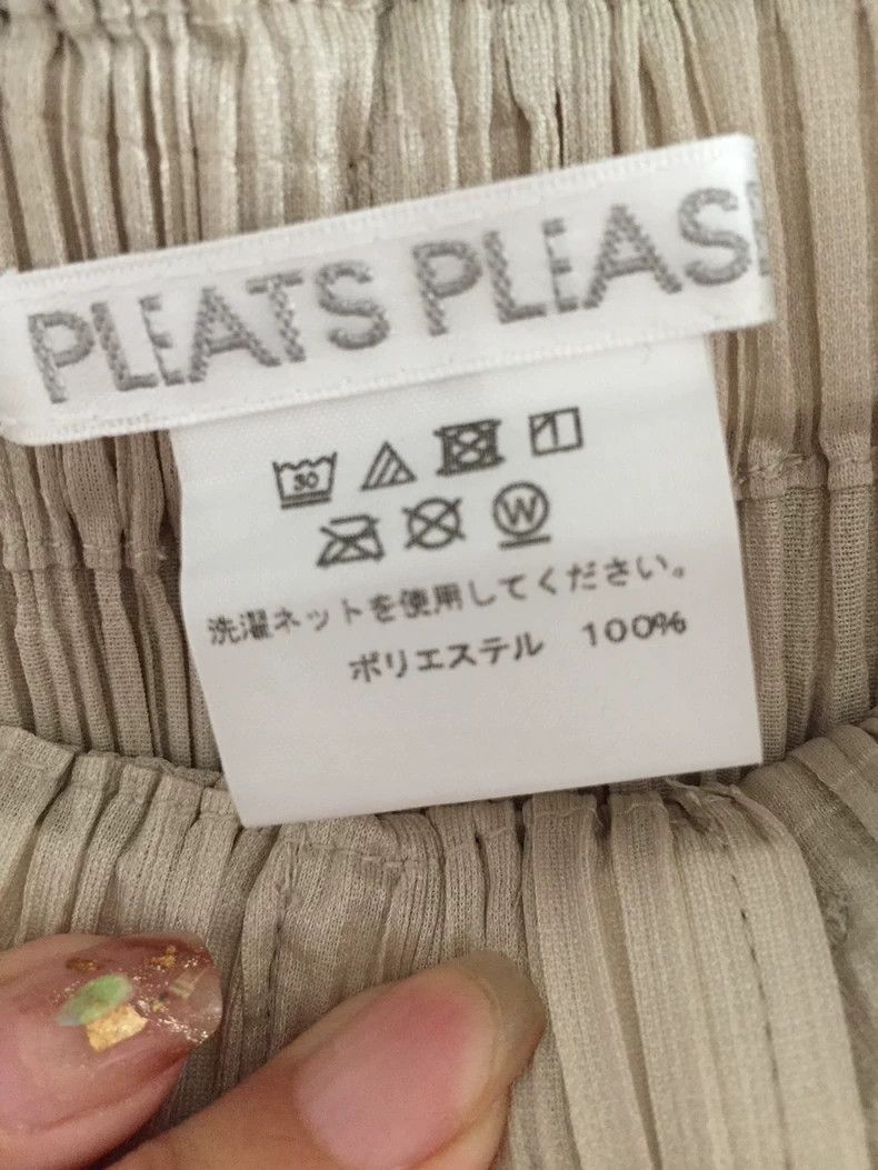 Issey Miyake issey miyake size:3 Beige trousers 2505-Nextarrow Size US 26 / EU 42 - 4 Thumbnail