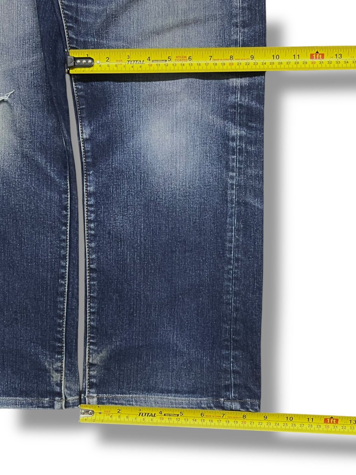 Levi's Loose Vintage Levi’s 505 - Faded Wash, Distressed Denim Size US 33 - 19 Thumbnail