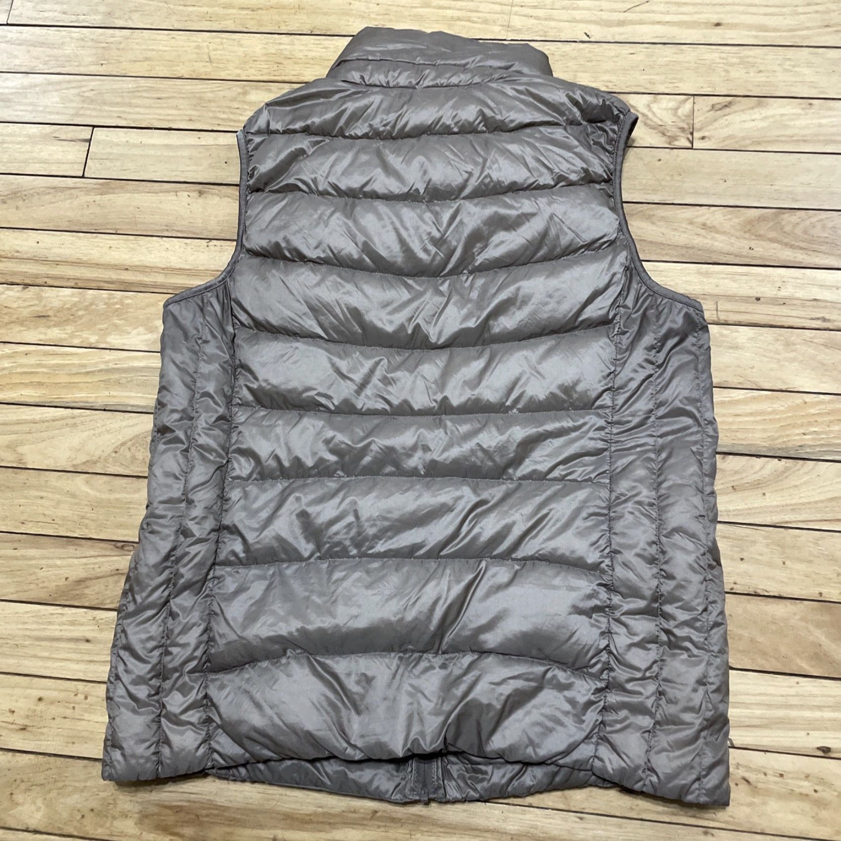 Uniqlo UNIQLO Adult Large Brown Ultra Light Down Puffer Vest Packable Outdoor Grunge Size M / US 6-8 / IT 42-44 - 2 Thumbnail