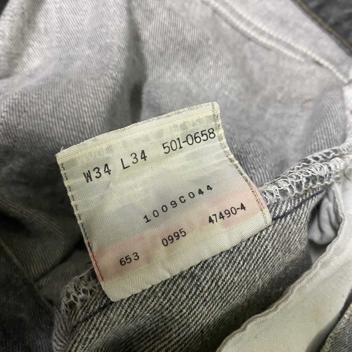 Levi's Vintage 90s Levis 501 Distressed Jeans Size US 33 - 18 Thumbnail