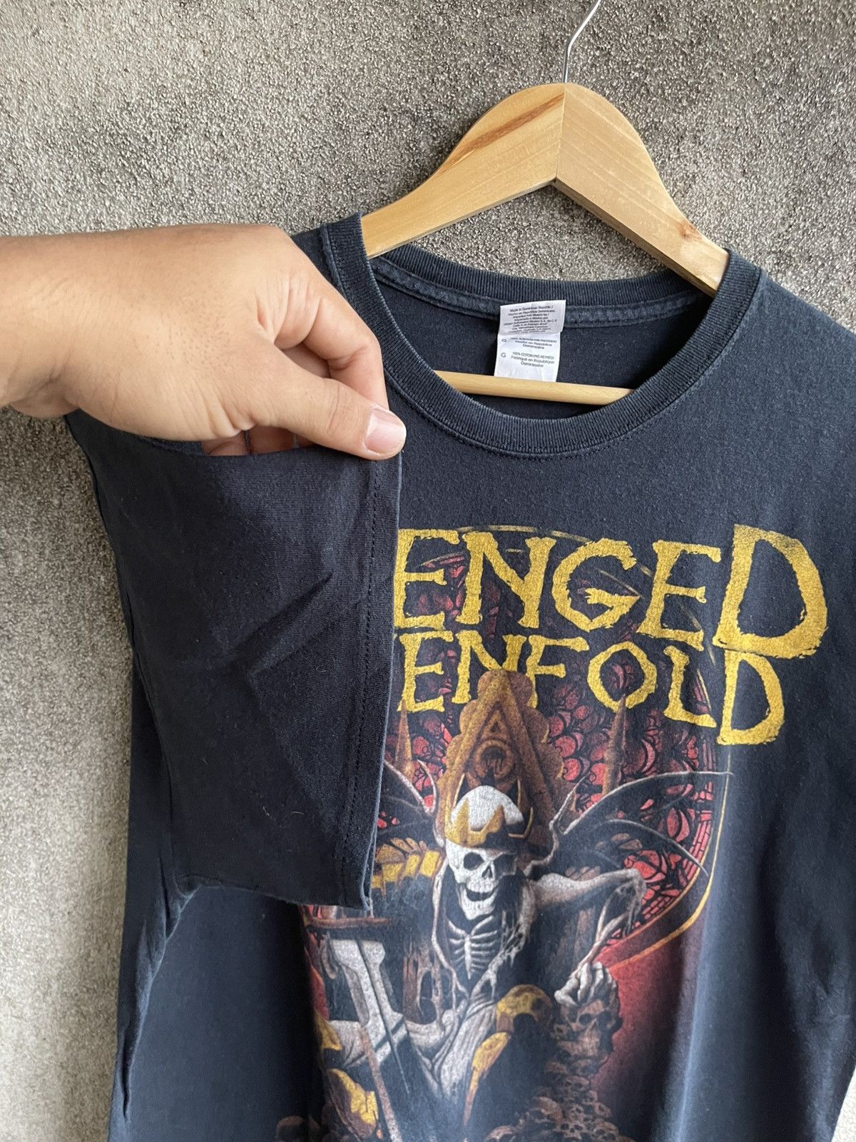 Band Tees Vintage Y2k💢AVENGED SEVENFOLD💢HELL TO THE KING Albums Tee Size US L / EU 52-54 / 3 - 4 Thumbnail