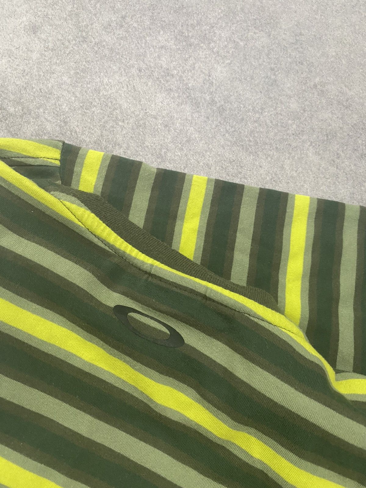 Oakley Oakley T Shirt Short Sleeve Multiple Stripes Night Forest Size US M / EU 48-50 / 2 - 3 Thumbnail