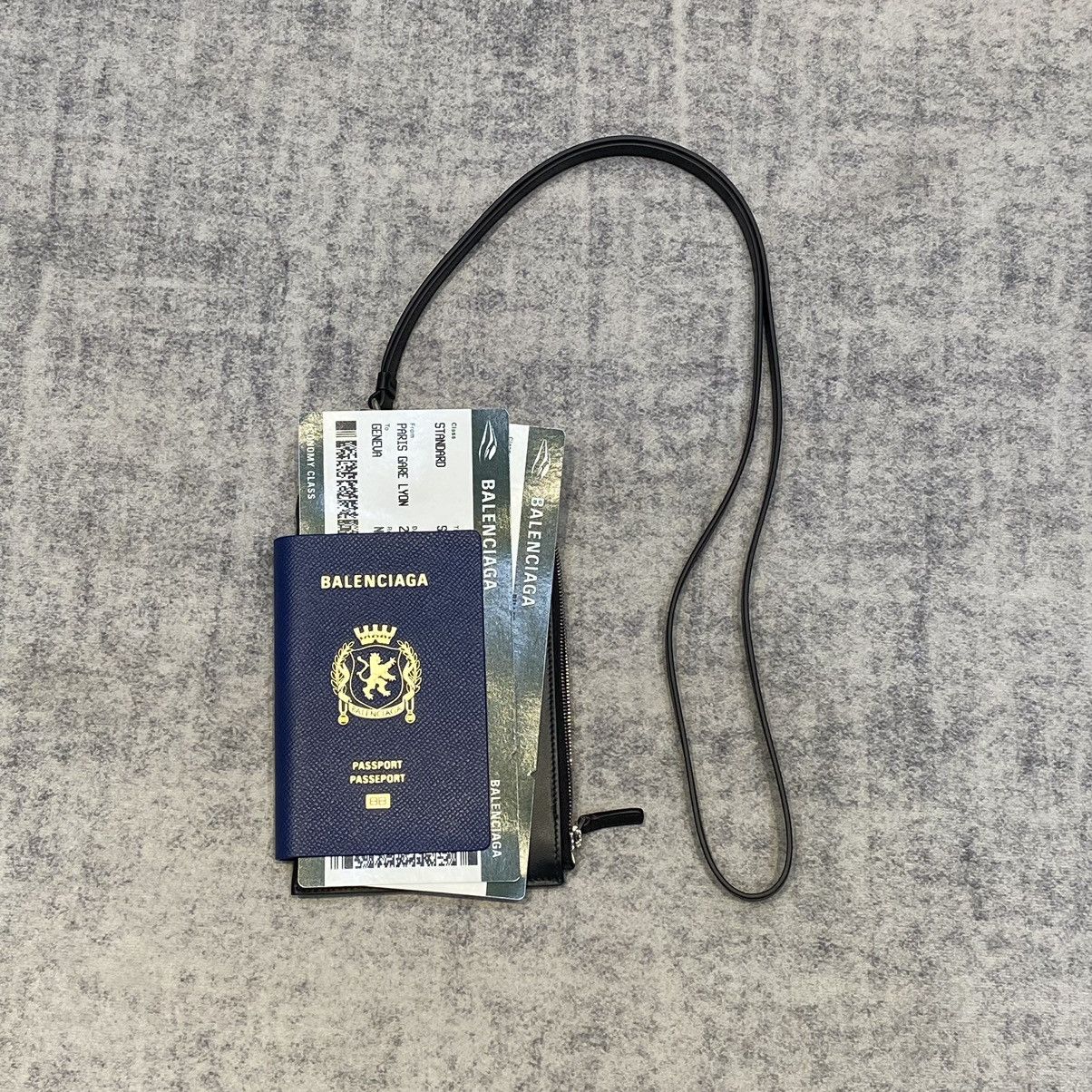 Balenciaga BALENCIAGA Men's Passport Phone Holder In Passport BLUE Size ONE SIZE - 3 Thumbnail