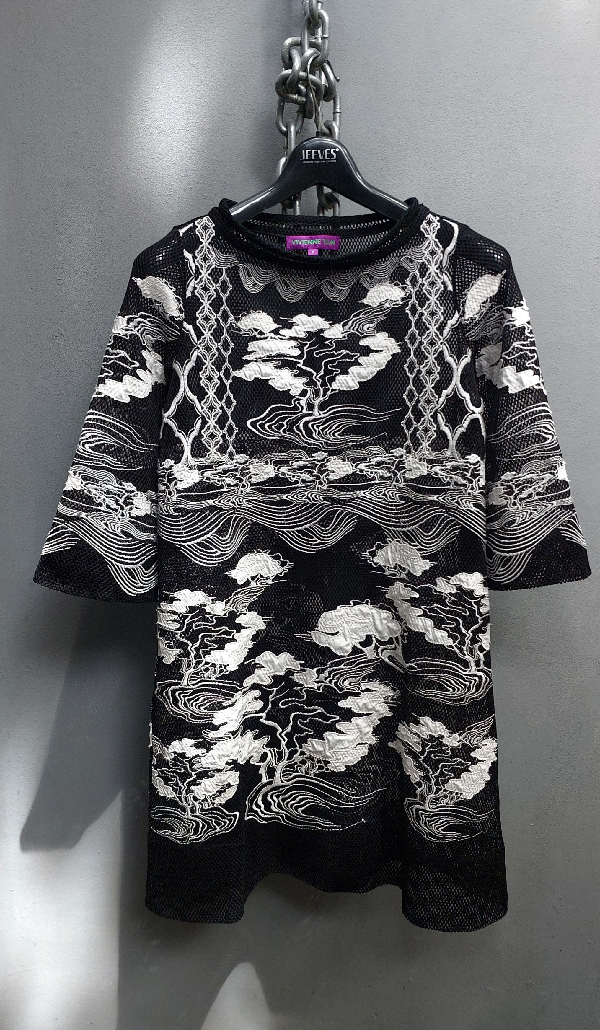 Vivienne Tam Vivienne Tam Spring Summer 1997 Embroidered Mesh Dress Size XS / US 0-2 / IT 36-38 - 4 Thumbnail