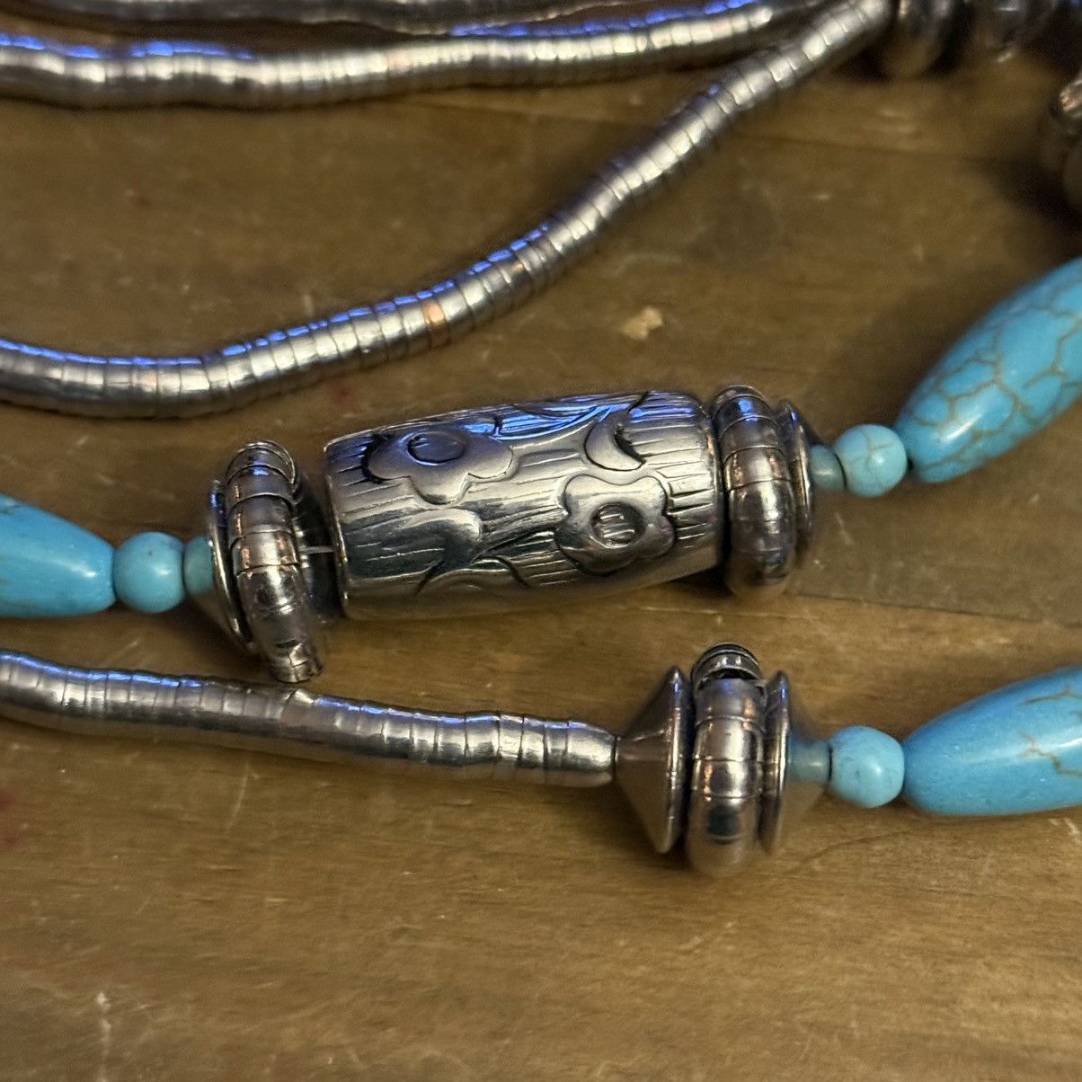 Other Long silver bead and turquoise bead necklace Size ONE SIZE - 5 Thumbnail