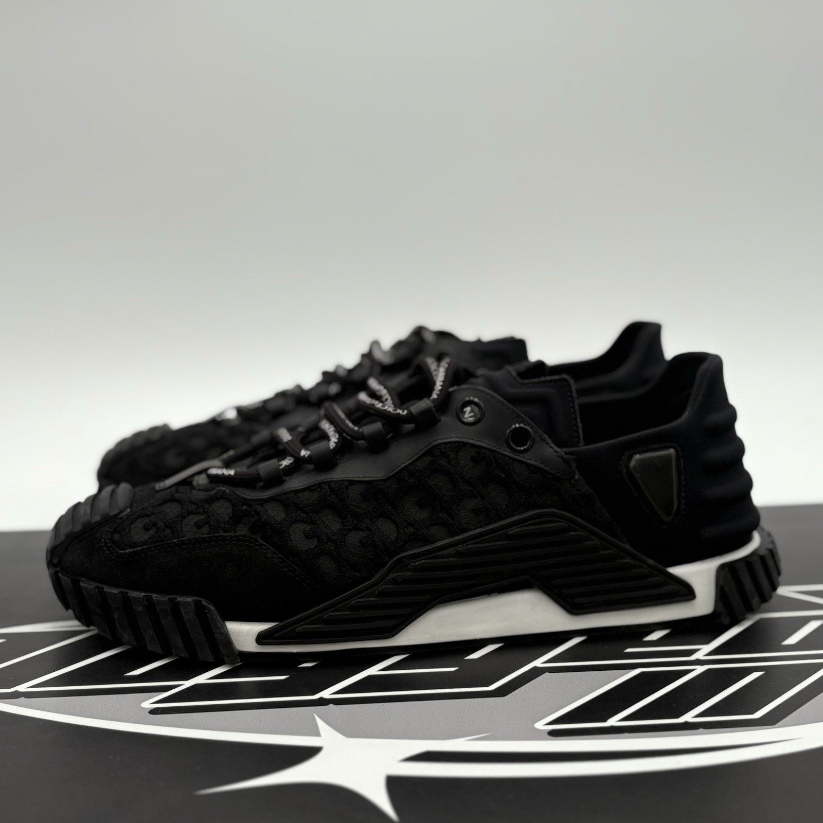 Dolce & Gabbana Dolce & Gabbana NS1 Low Top ' Black White ' | GREAT COND! Size US 11 / EU 44 - 1 Thumbnail