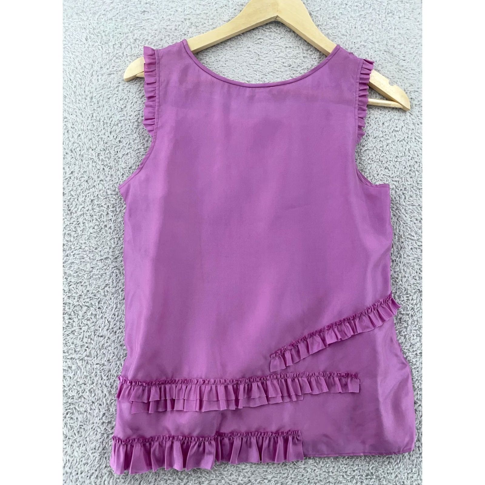 J.Crew J.Crew Tank Top Womens Size 6 Purple Silk Ruffle Detail Sleeveless Round Neck Shirt Adult Regular Purple Silk Tank Top Womens Size 6 Size M / US 6-8 / IT 42-44 - 3 Thumbnail