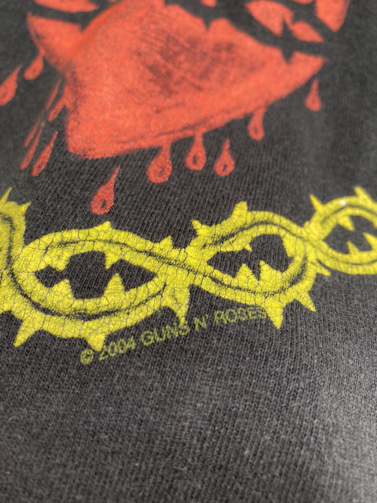 Band Tees Vintage Guns N’ Roses ©️2004 Sun Faded Rock Star Sleeveless Size US S / EU 44-46 / 1 - 8 Thumbnail