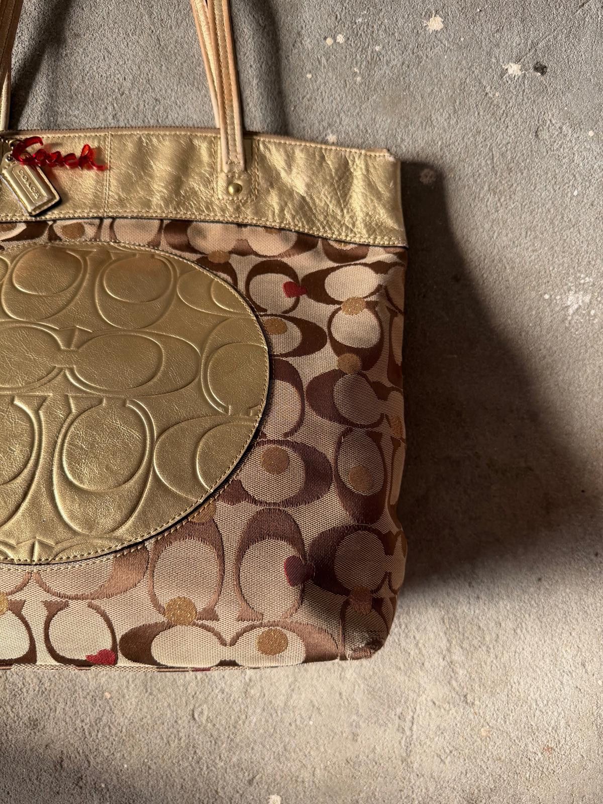 Coach Coach Signature Laura Secret Heart Tote Bag Beige/Gold Size ONE SIZE - 4 Thumbnail