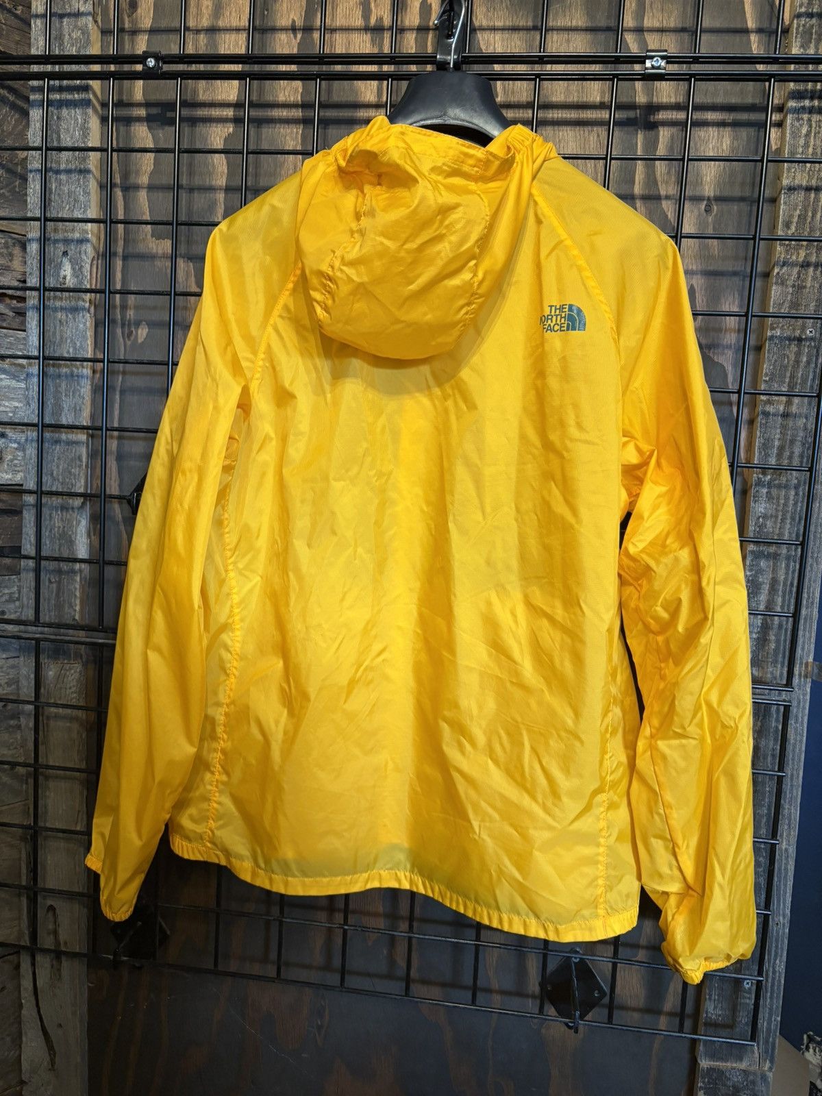 The North Face Vintage The North Face Yellow Windbreaker Jacket Men’s xl Size US XL / EU 56 / 4 - 2 Thumbnail