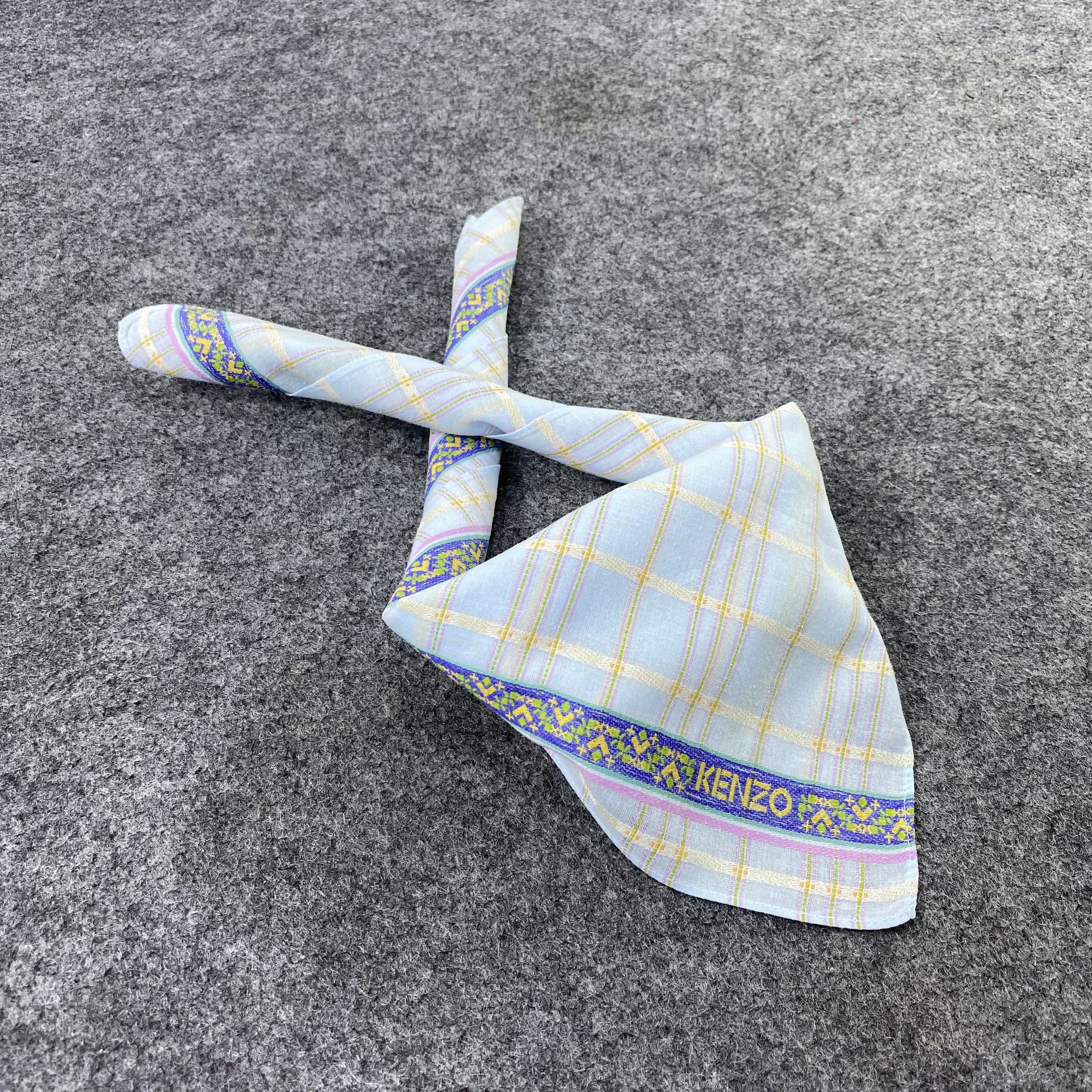 Kenzo × Vintage Kenzo Handkerchief / Bandana / Neckerchief-B1477 Size ONE SIZE - 1 Thumbnail