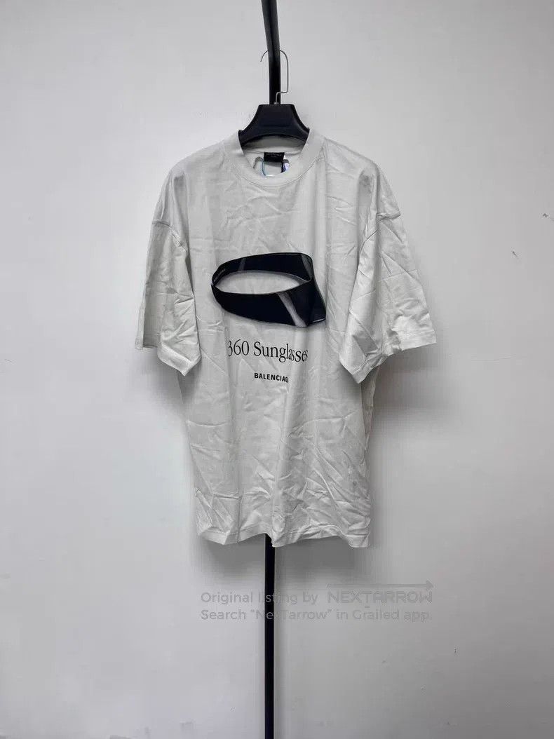 Balenciaga Balenciaga Printed Crew Neck Short Sleeve T-Shirt Size US M / EU 48-50 / 2 - 1 Thumbnail