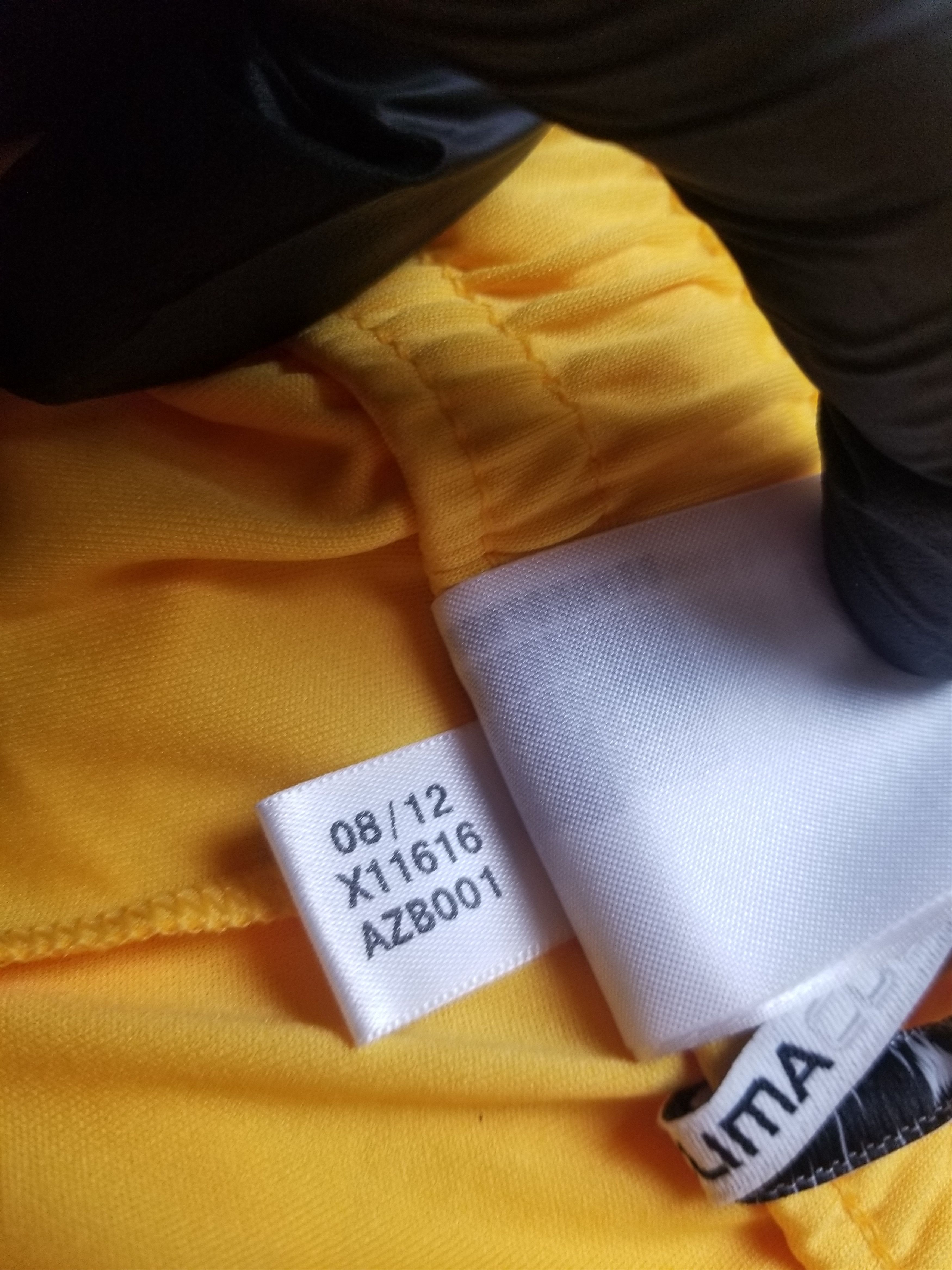 Adidas Ukraine EURO 2012 Home Football Shorts Adidas Yellow MEN'S L Size US 34 / EU 50 - 4 Thumbnail