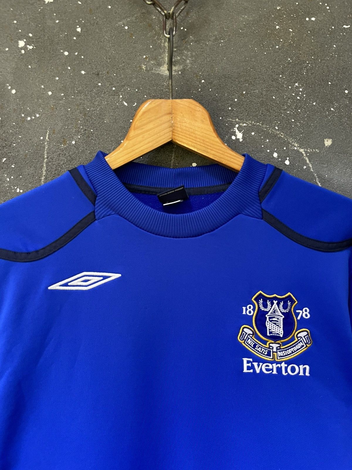Umbro Vintage Umbro Everton 00’s Sweatshirt Jersey Football RARE Size US L / EU 52-54 / 3 - 3 Thumbnail