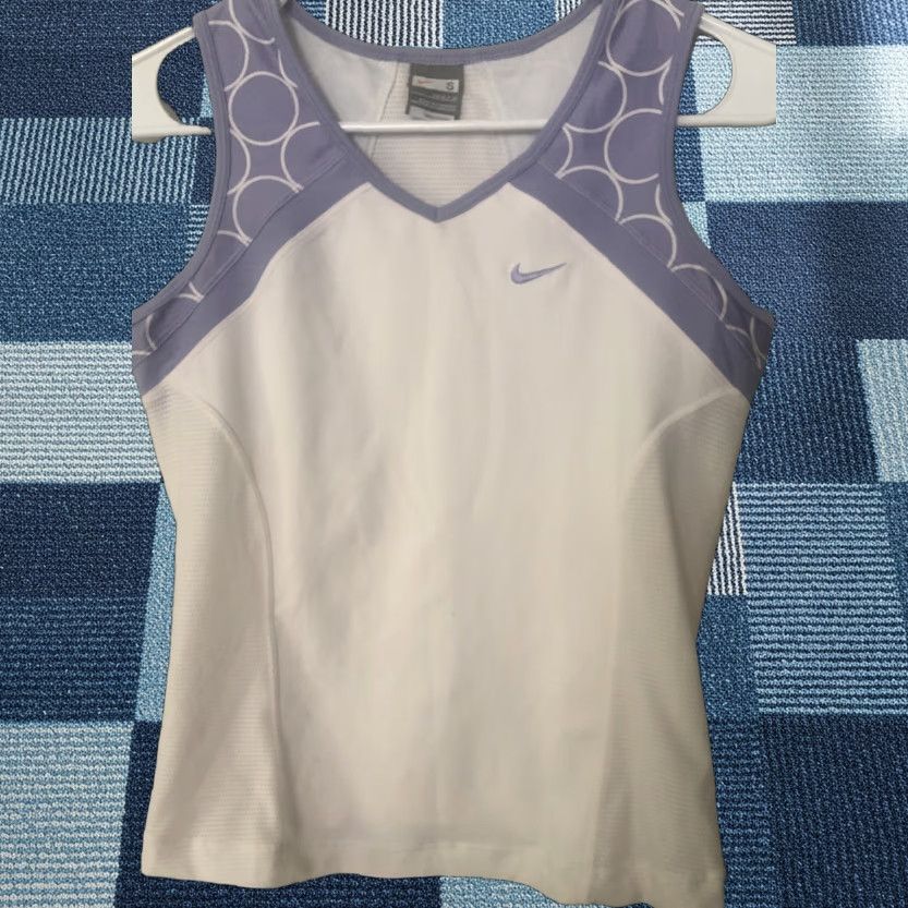 Nike Nike Tank Womens S White Purple Dri-Fit Activewear Running Workout Tank Shirt Womens Activewear Nike Dri-FIT Heat Gear 90s Sports (if applicable) Size ONE SIZE - 1 Thumbnail