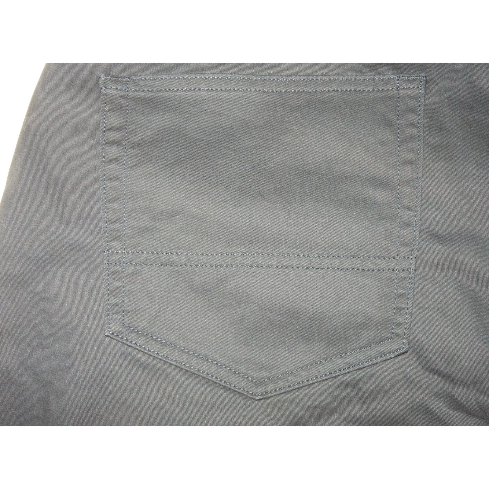 UNTUCKit VINTAGE UNTUCKit Men’s Jeans Size 38x32 Blue Straight Fit Mens Size US 38 / EU 54 - 2 Thumbnail