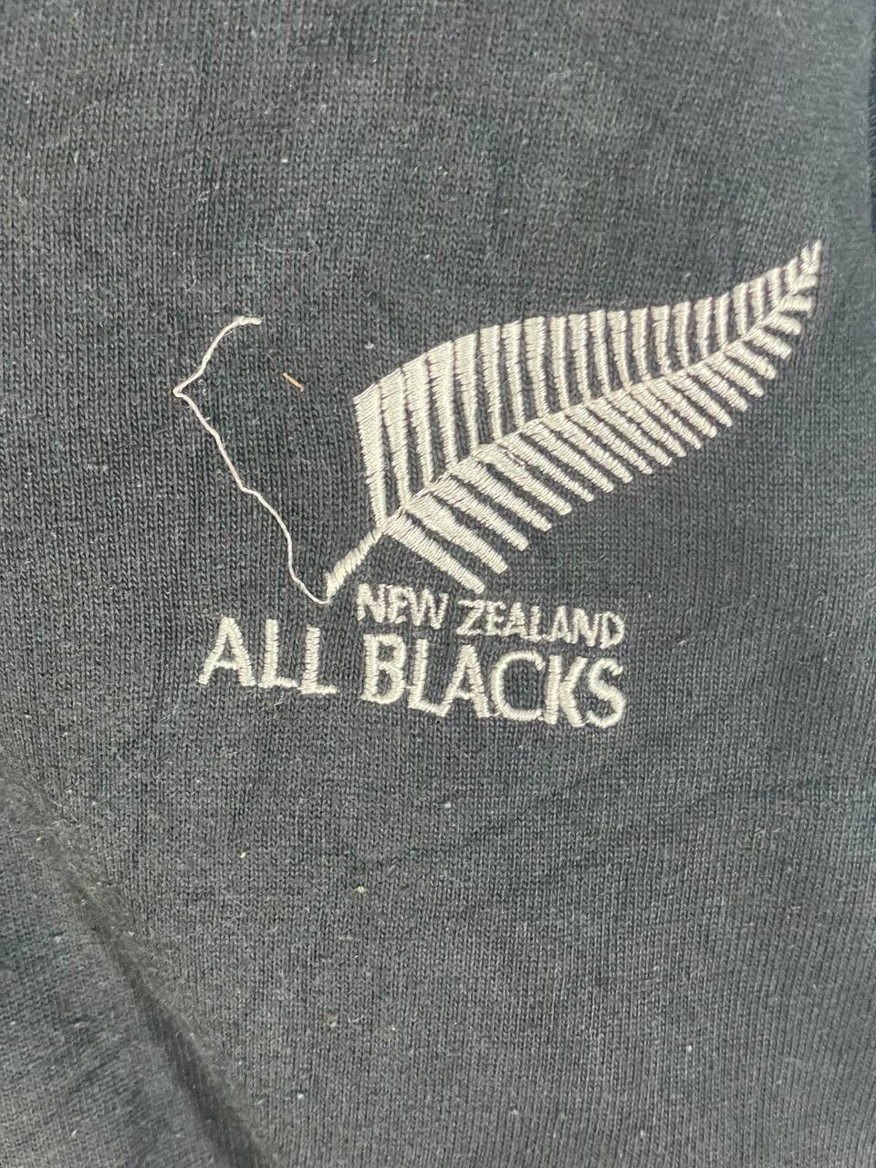 Canterbury of New Zealand Vintage 90s canterbury rugby shirt all black new zealand L Size US L / EU 52-54 / 3 - 5 Thumbnail