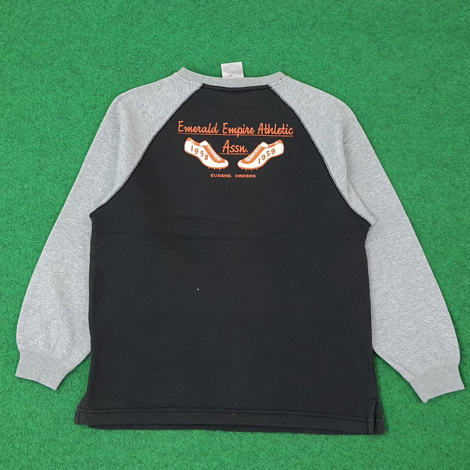 Nike Vintage Nike Raglan Sweatshirt C255N5 Size US S / EU 44-46 / 1 - 3 Thumbnail