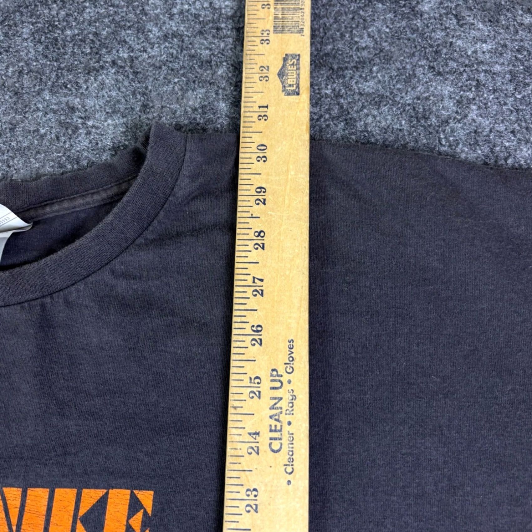 Nike VINTAGE Nike Hoops Graphic T-Shirt Mens XXL Black Think Global Play Local Y2K Size US XXL / EU 58 / 5 - 5 Thumbnail