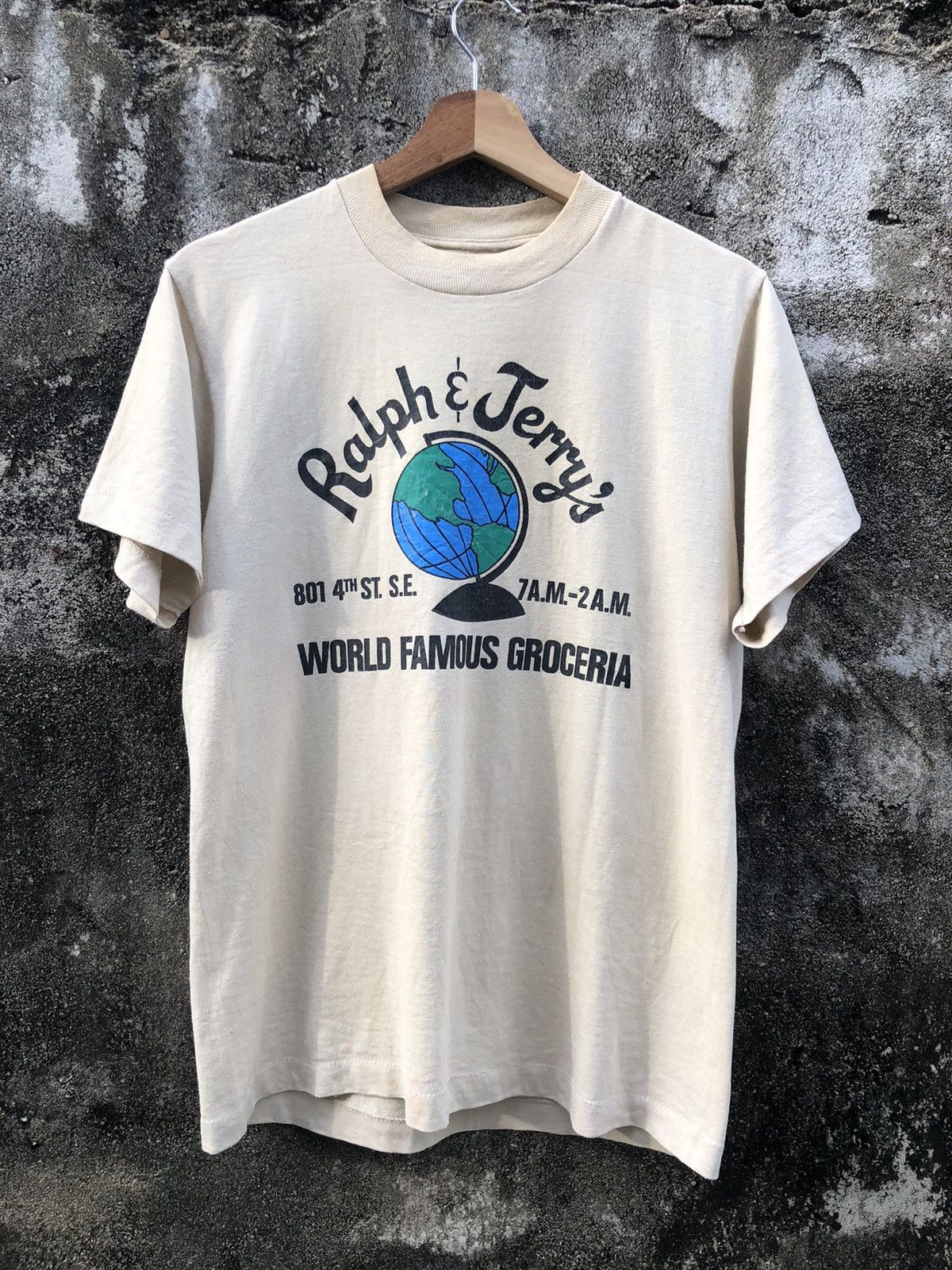 Other × Vintage Vintage 90s Ralph and Jerry's Tshirt Size US M / EU 48-50 / 2 - 1 Thumbnail