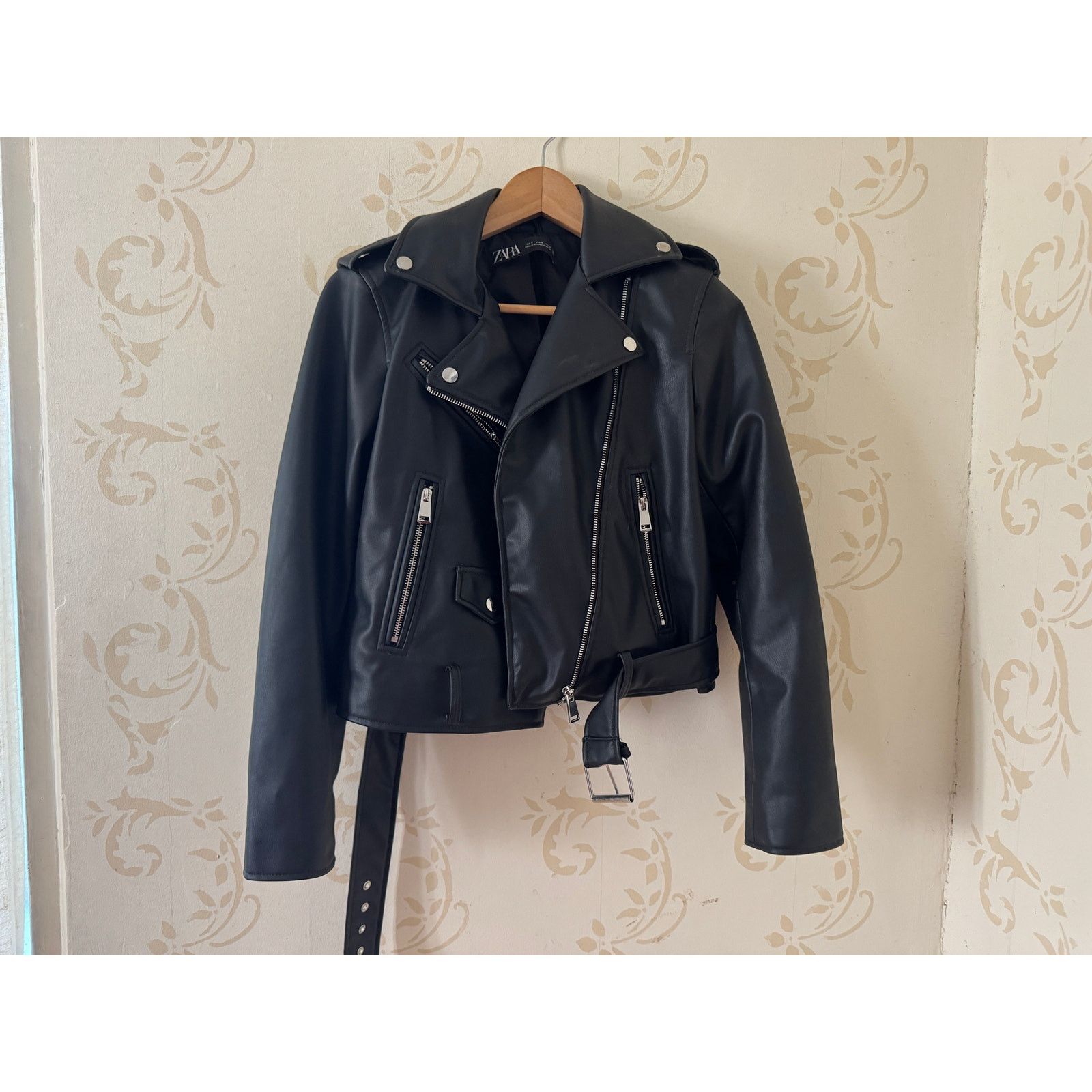 Zara Ladies Small Zara Faux Leather Black Moto Jacket Worn Once Size S / US 4 / IT 40 - 1 Thumbnail