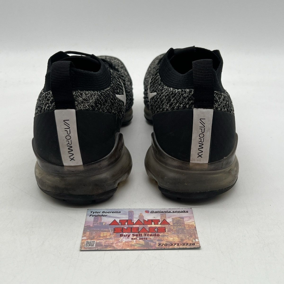 Nike Air VaporMax Flyknit 3 Oreo Size US 10.5 / EU 43-44 - 3 Thumbnail