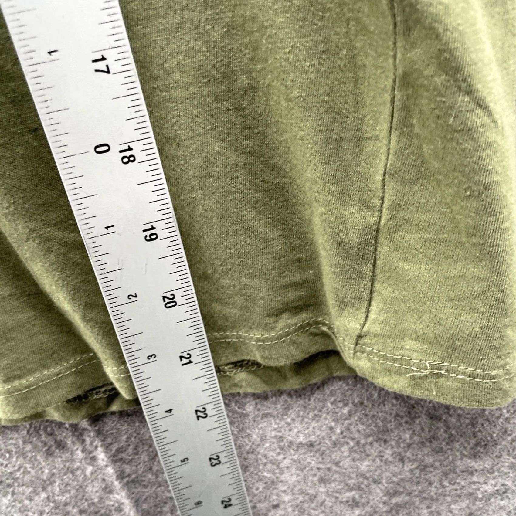 Zara Zara V-Neck T-Shirt Womens M Short Sleeve Olive Green Cotton Basic Size M / US 6-8 / IT 42-44 - 8 Thumbnail