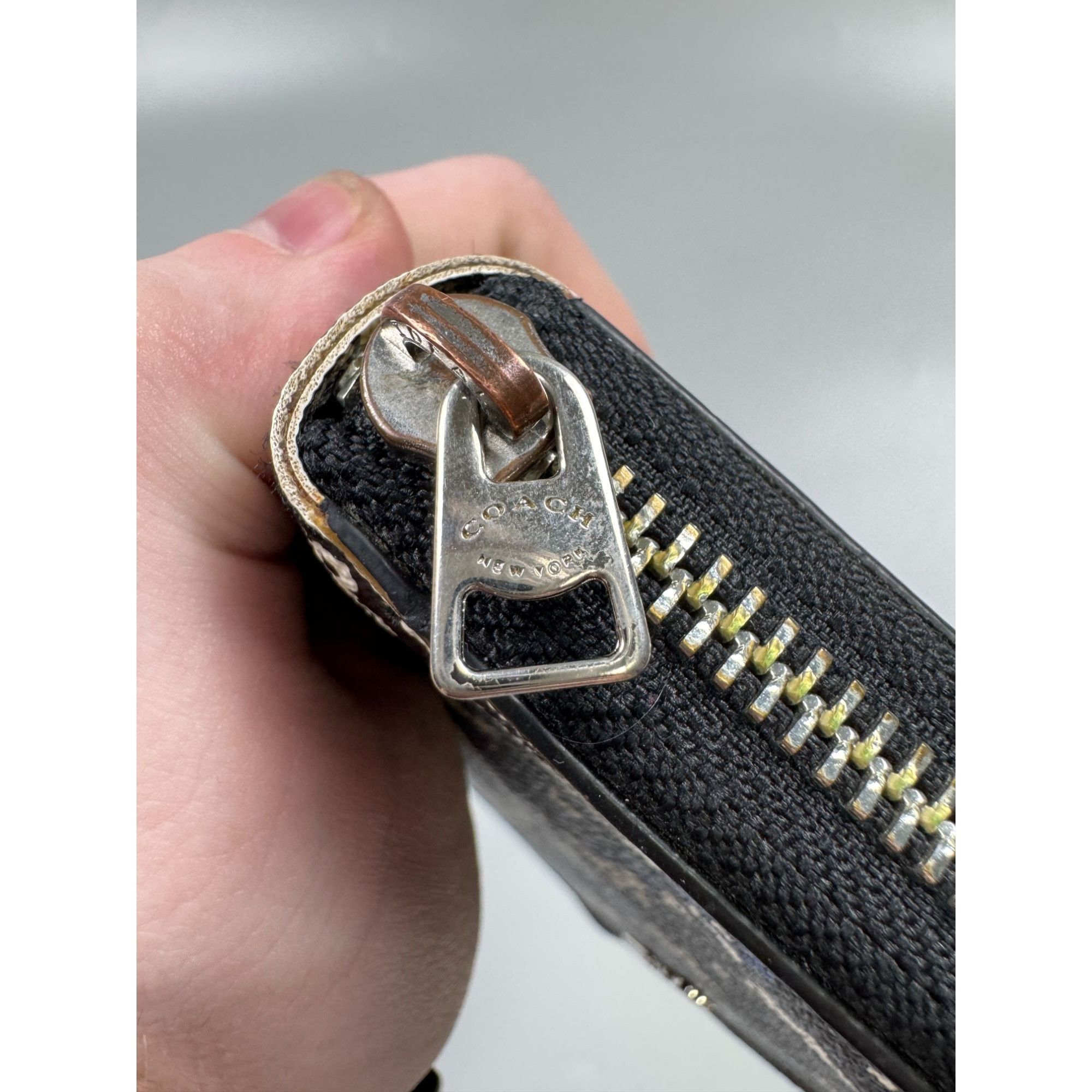 Coach Coach Accordion Zip Paisley Print Black Wallet (YG020) Size ONE SIZE - 6 Thumbnail