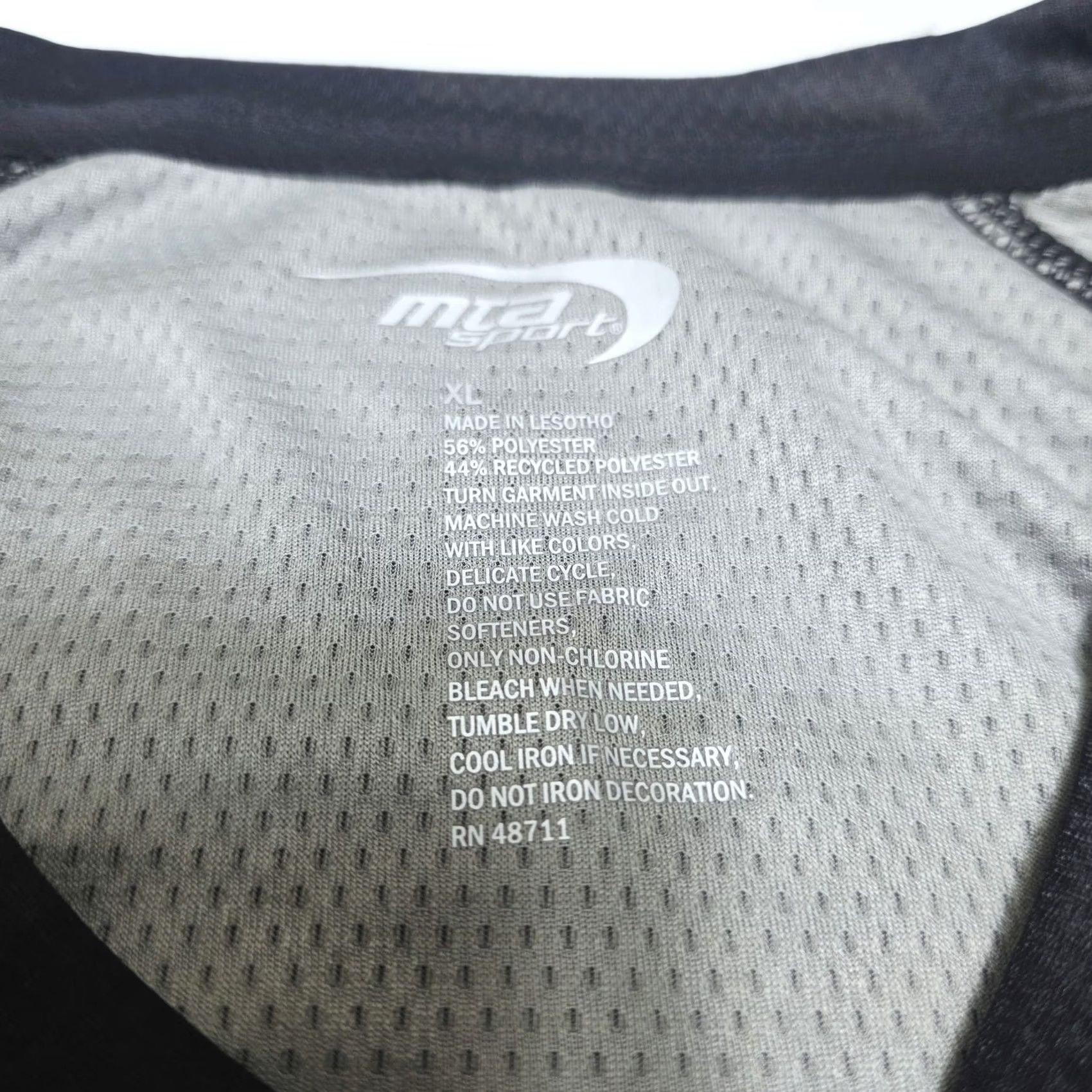 Vintage 2. Main selling point OR Brand: The title directly highlights MTA Sport and "Camouflage" design Size US XL / EU 56 / 4 - 2 Thumbnail