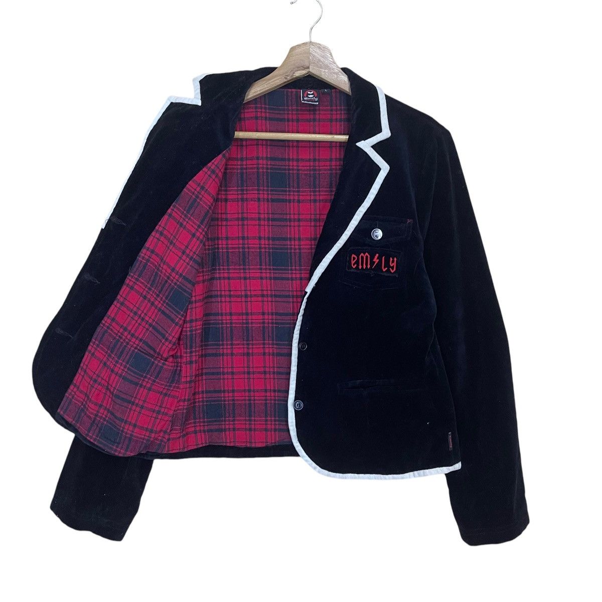 Japanese Brand × Vintage Emily the Strange Velvet Coat Size US S / EU 44-46 / 1 - 7 Thumbnail