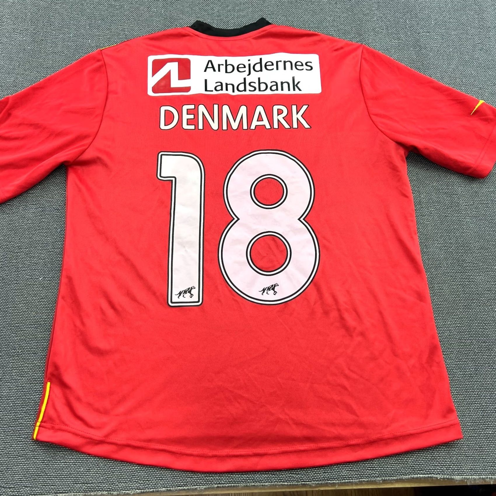 Diadora Diadora FC Nordsjaelland 2017-2018 Home Jersey Mens Large Adult Red T-Shirt Football Jersey Moisture Wicking Quick Dry Athletic Sport Jersey Mens Size US L / EU 52-54 / 3 - 2 Thumbnail