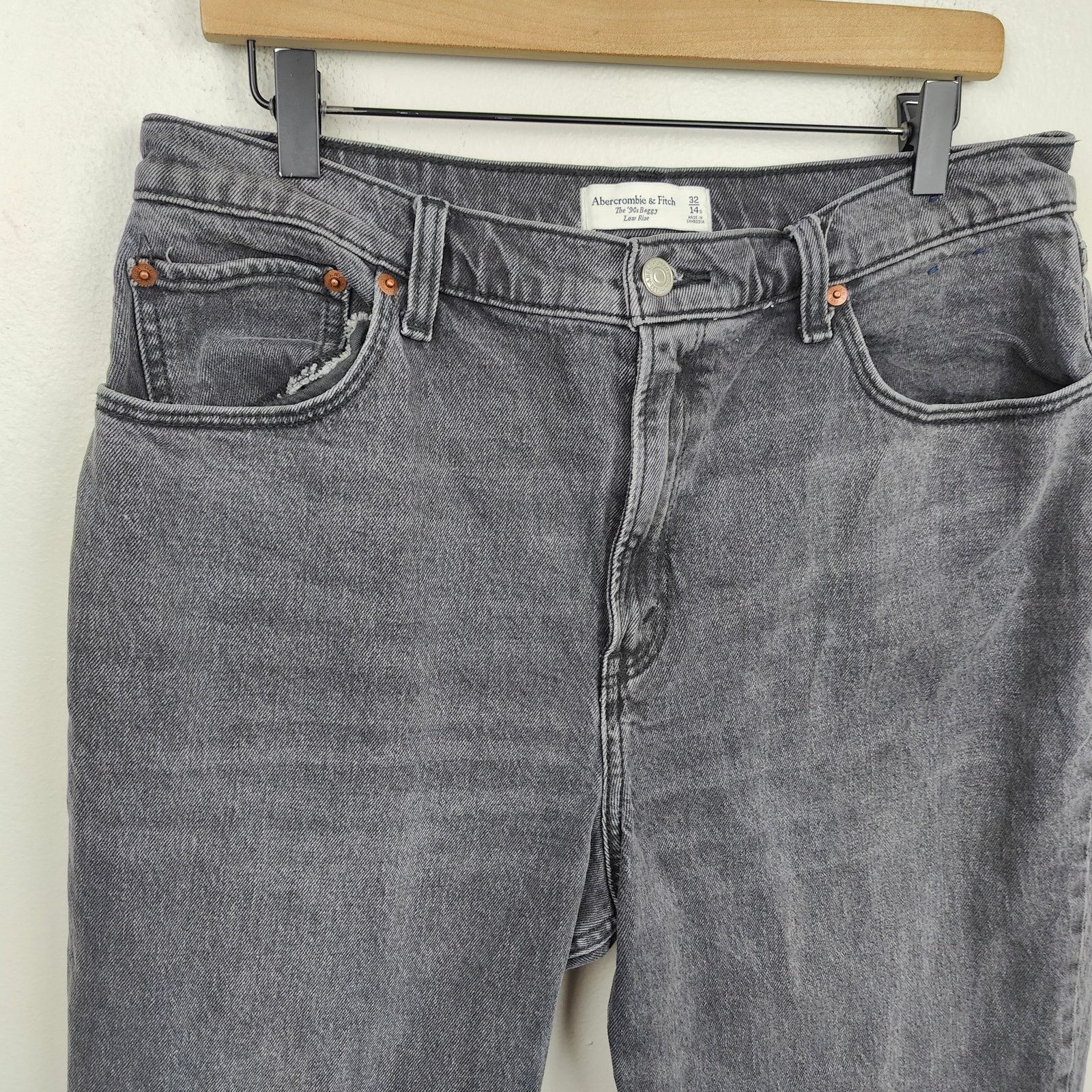 Abercrombie & Fitch Abercrombie & Fitch Curve Love The 90s Baggy Low Rise Jeans Size 36" / US 14 / IT 50 - 2 Thumbnail