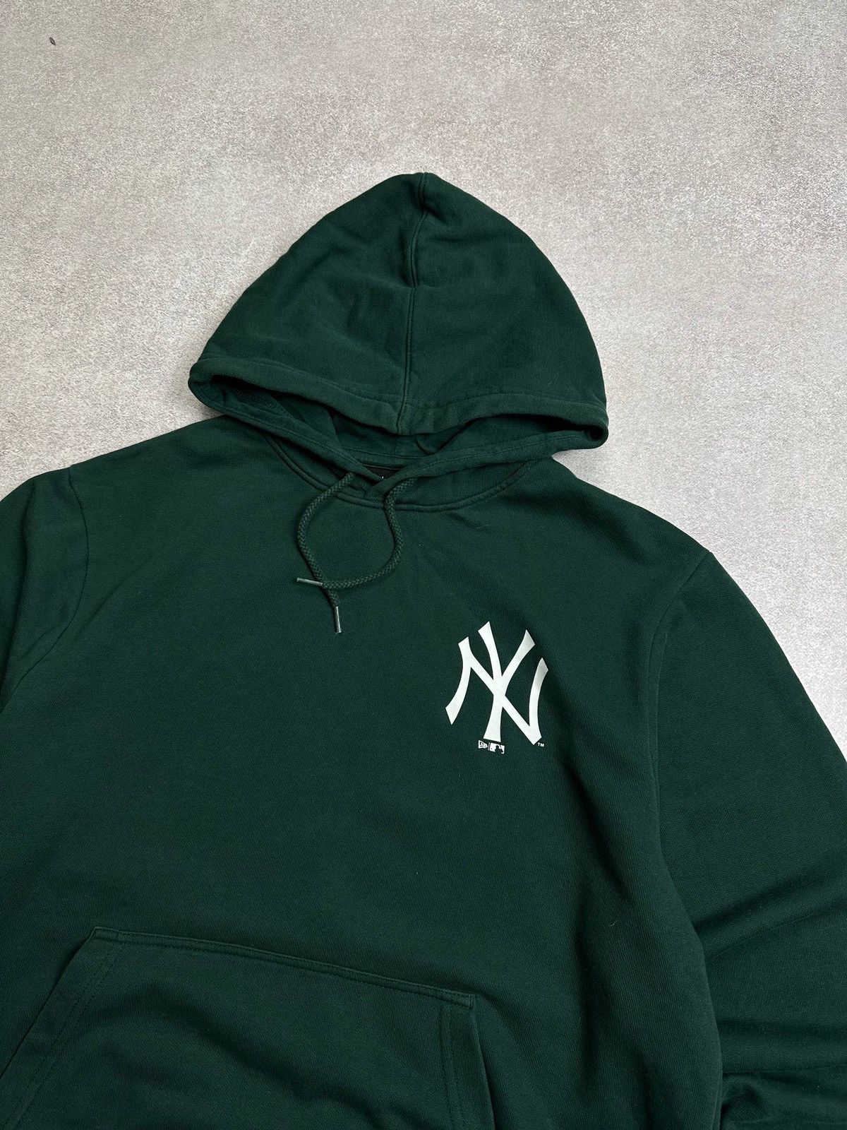 New York Yankees New York Yankees New Era Green Hoodie Rare Mens Size US L / EU 52-54 / 3 - 2 Thumbnail