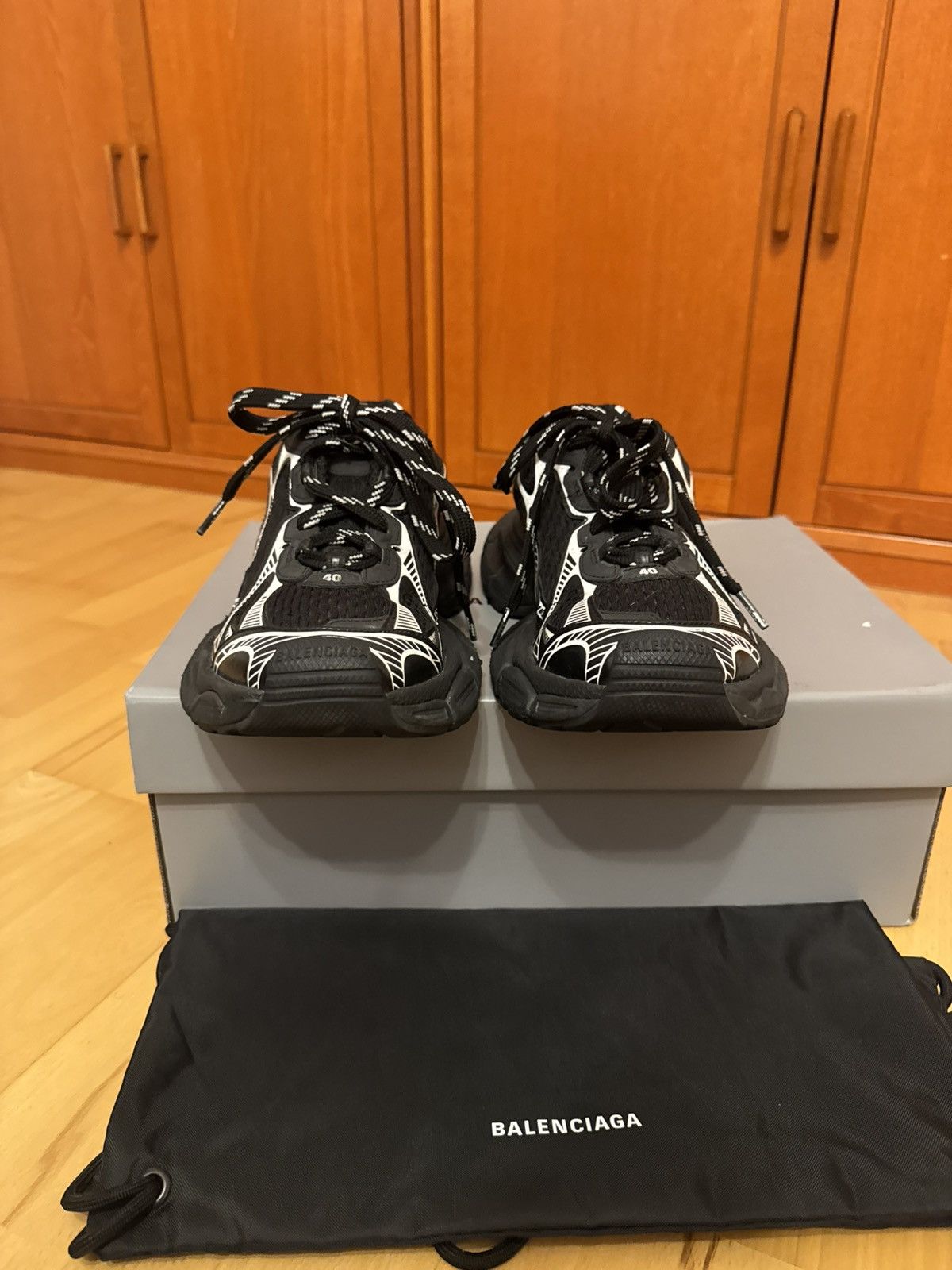 Balenciaga Balenciaga 3XL Triple Black Size US 7 / EU 40 - 6 Thumbnail