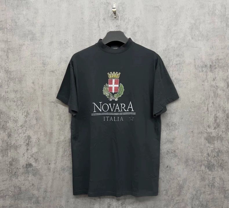 Balenciaga Balenciaga 25 Latest Crown Washed Old Short Sleeve Size US S / EU 44-46 / 1 - 1 Thumbnail