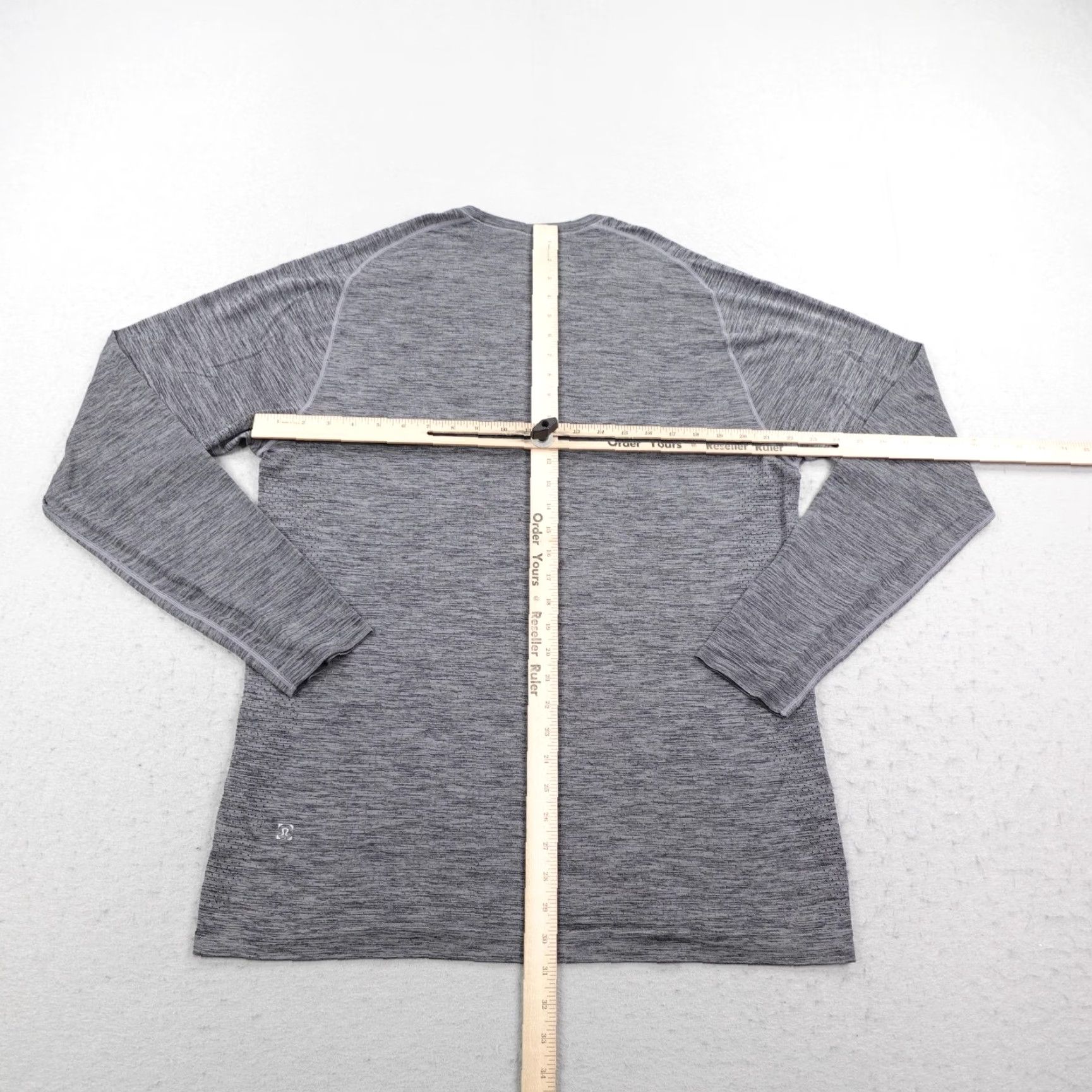 Lululemon Lululemon Shirt Mens XL Gray Metal Vent Tech Performance Long Sleeve Athletic Size US XL / EU 56 / 4 - 5 Thumbnail