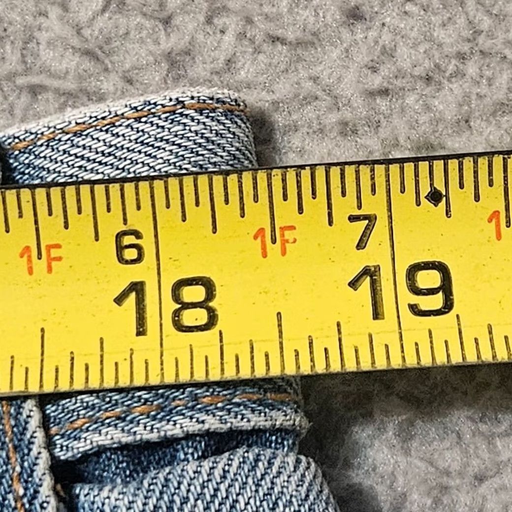 Levi's VINTAGE Levi's 560 Jeans Mens 38x27.5 Straight Blue Denim Light Wash Cotton Size US 38 / EU 54 - 6 Thumbnail