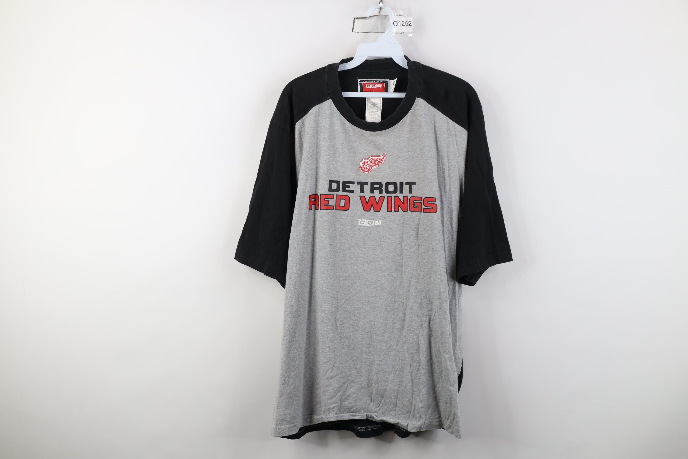 Vintage Vintage CCM Hockey Detroit Red Wings Raglan T-Shirt Gray Size US L / EU 52-54 / 3 - 1 Thumbnail