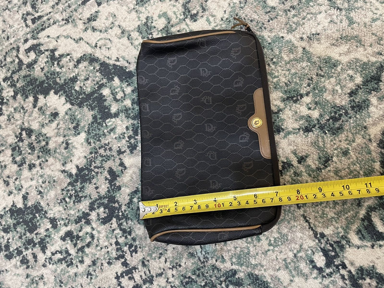 Dior 1990 - Dior Honey Comb Monogram Leather Clutch Bag Size ONE SIZE - 19 Thumbnail