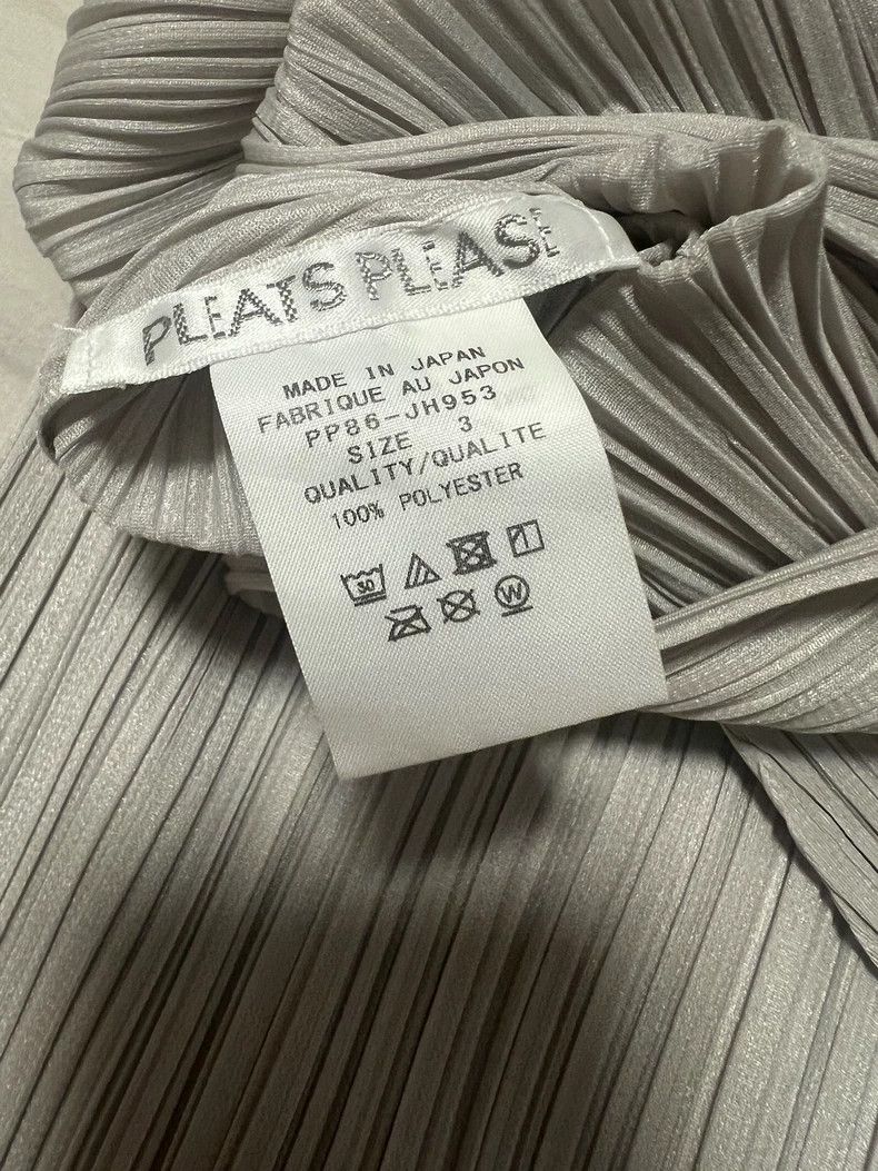 Issey Miyake Issey Miyake size:3 Beige pleated dress Size S / US 4 / IT 40 - 6 Thumbnail